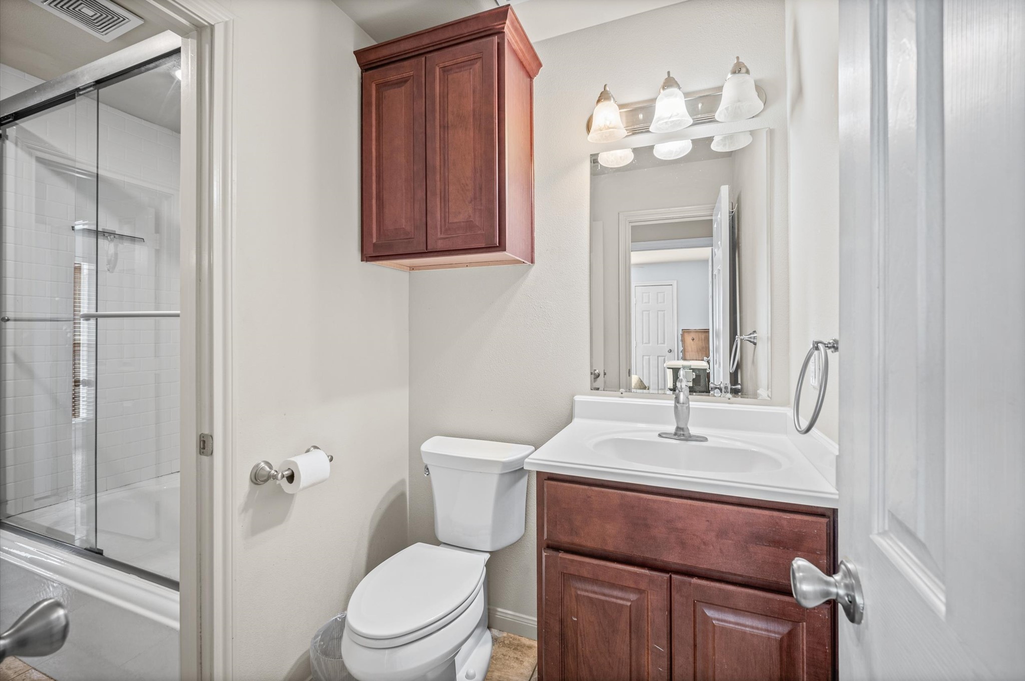 7600 Emmett F Lowry Expressway 416 Property Photo 13