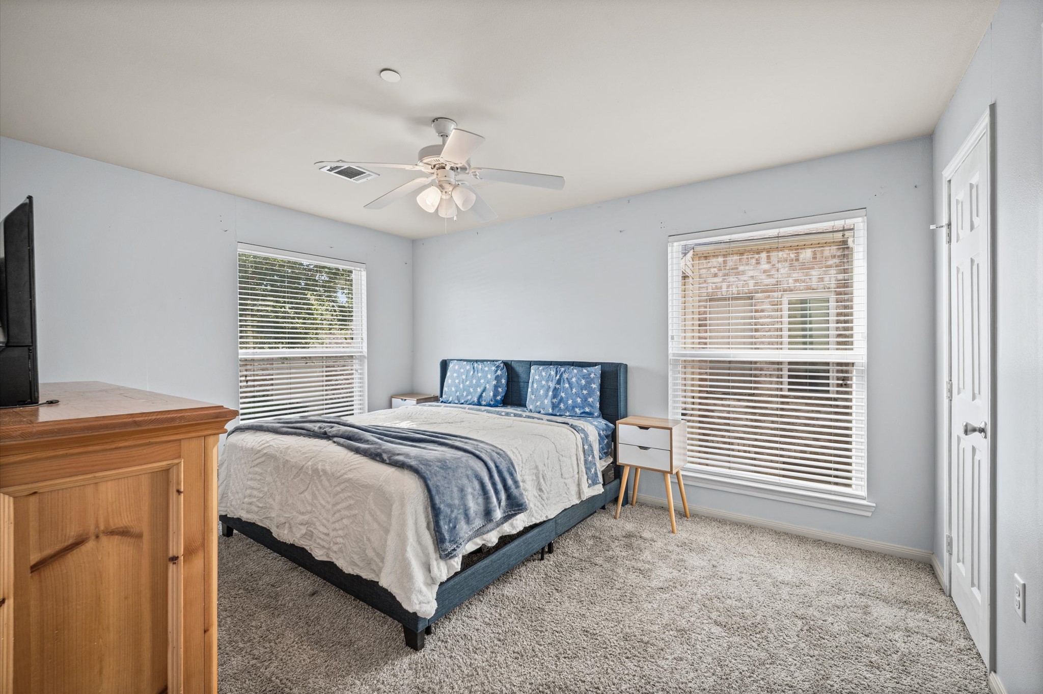 7600 Emmett F Lowry Expressway 416 Property Photo 14