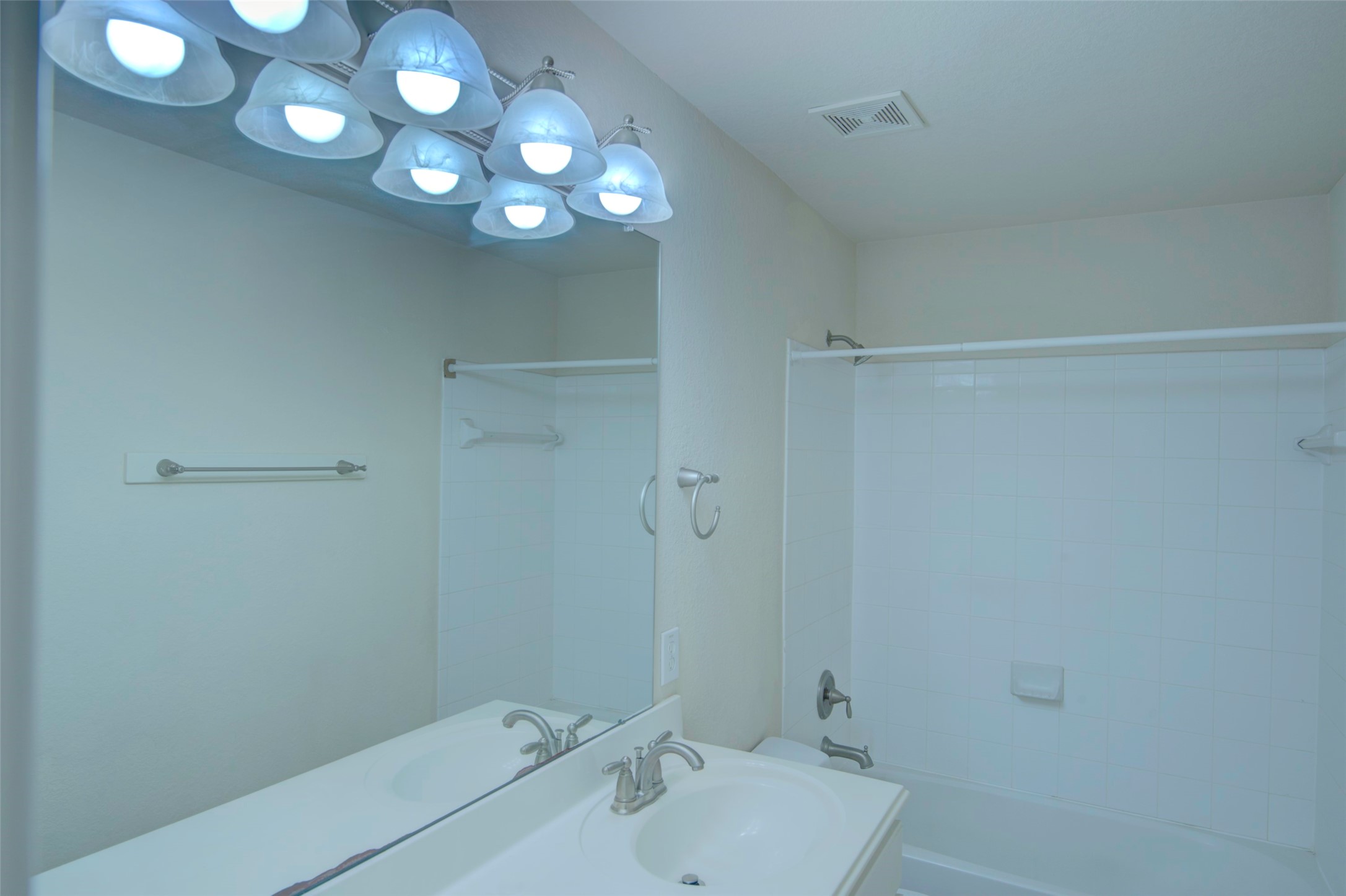 1139 Glenwood Canyon Lane Property Photo 33