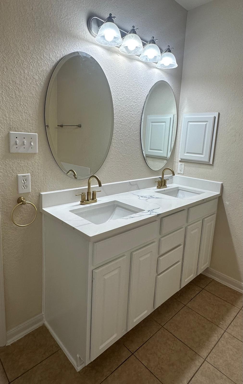 1139 Glenwood Canyon Lane Property Photo 43