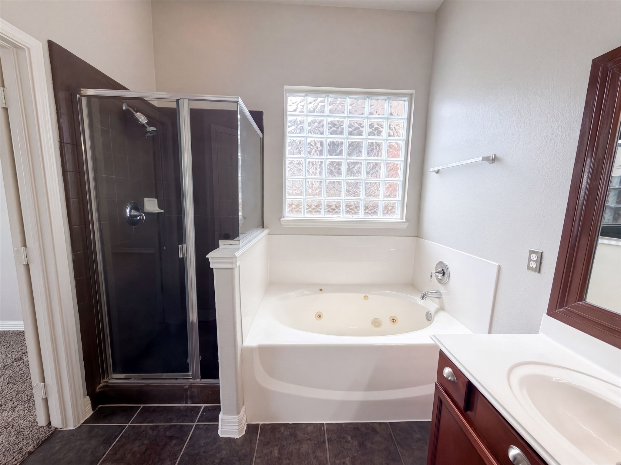 9411 Silver Ridge Drive Property Photo 12