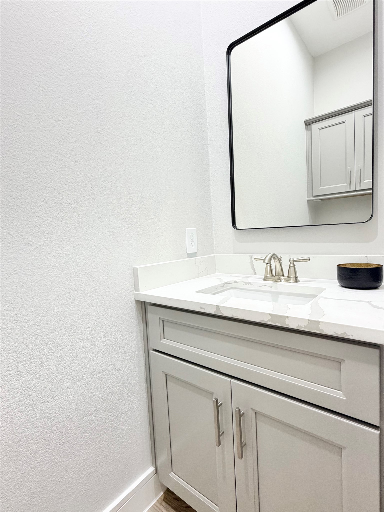 68 County Road 6613 Property Photo 28