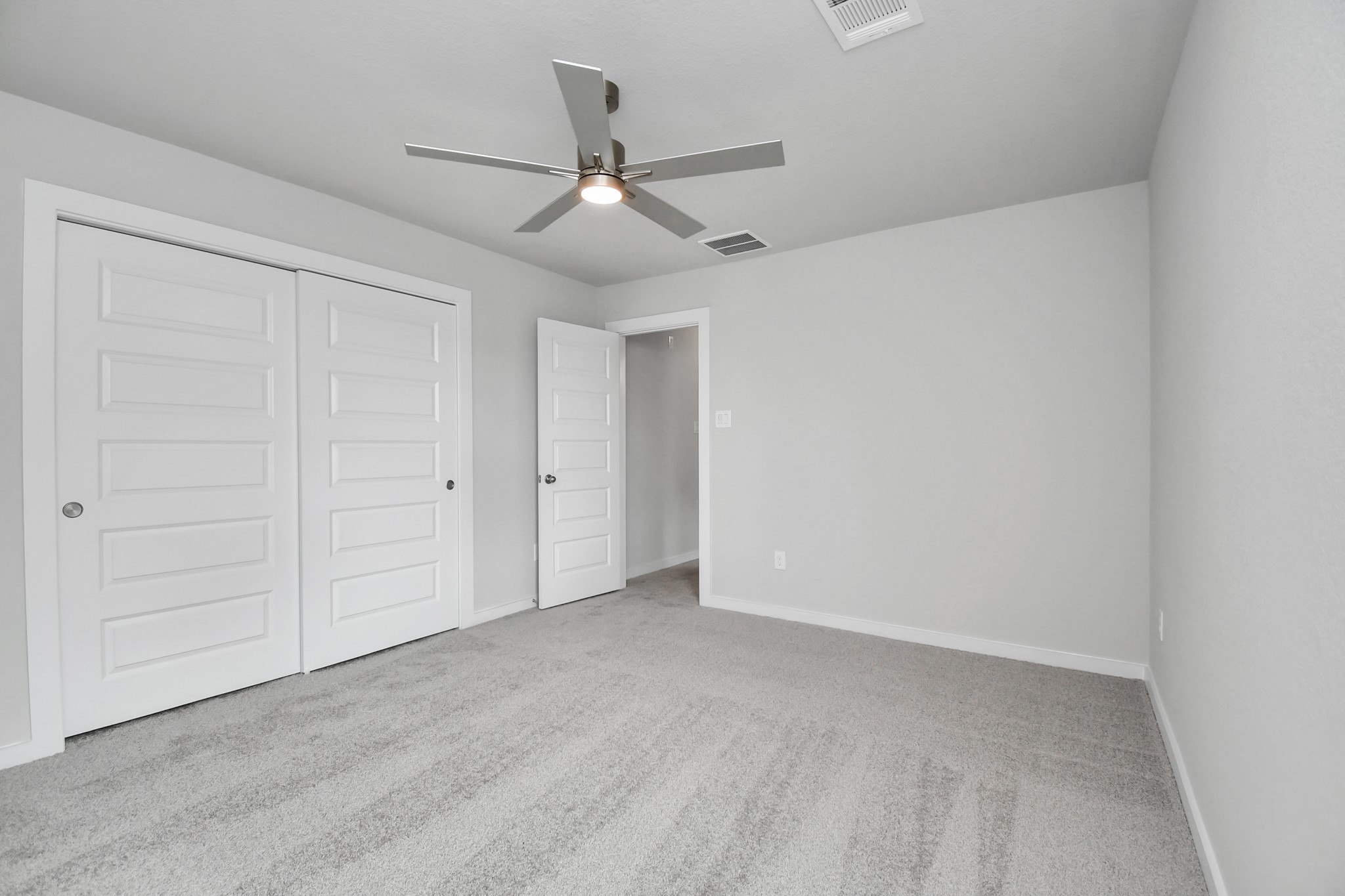 3035 Native Spring Drive Property Photo 6