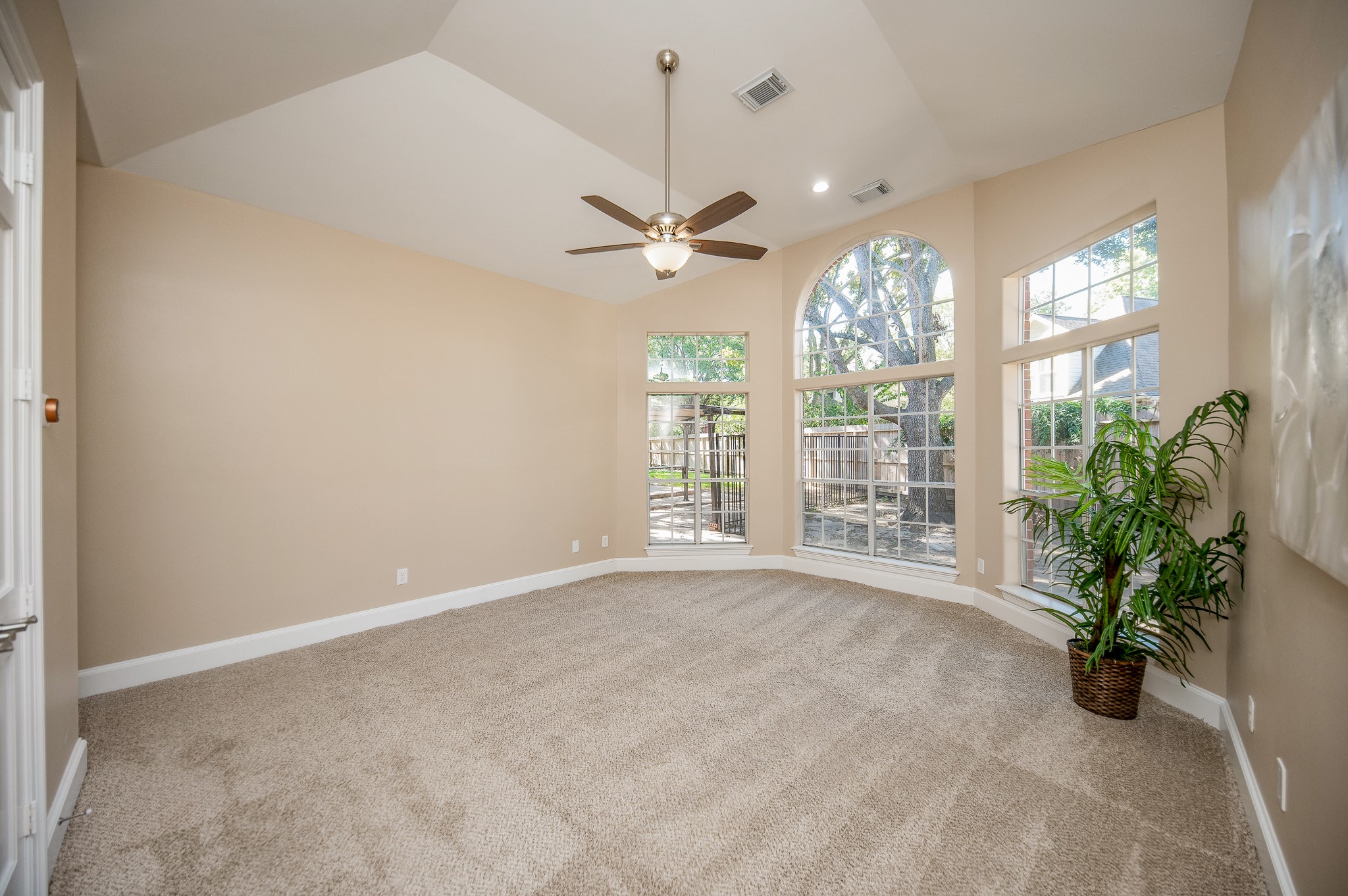23014 Laguna Point Drive Property Photo 25