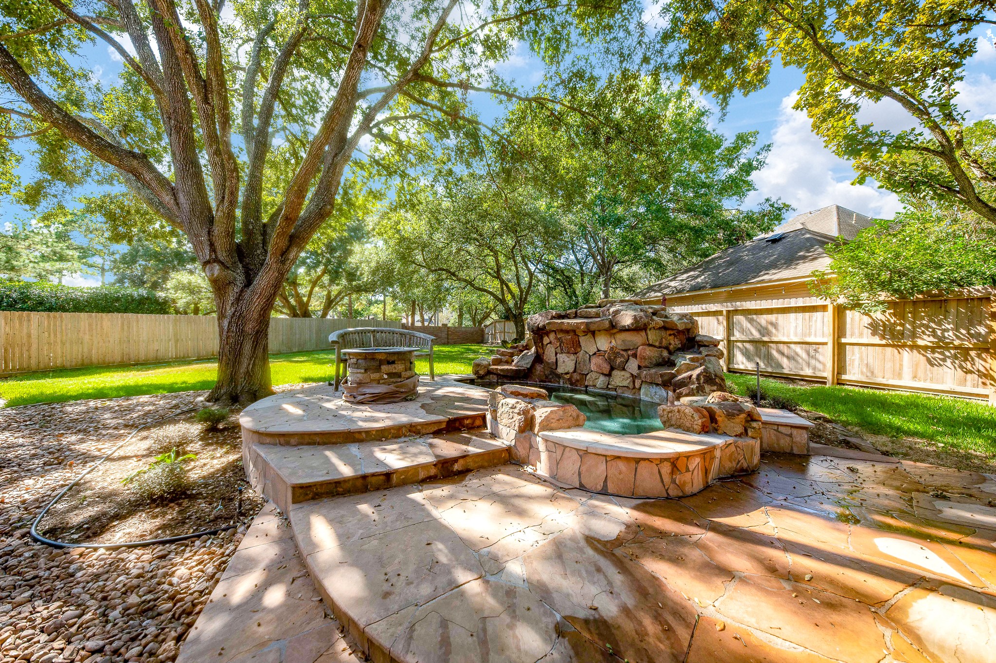 23014 Laguna Point Drive Property Photo 45