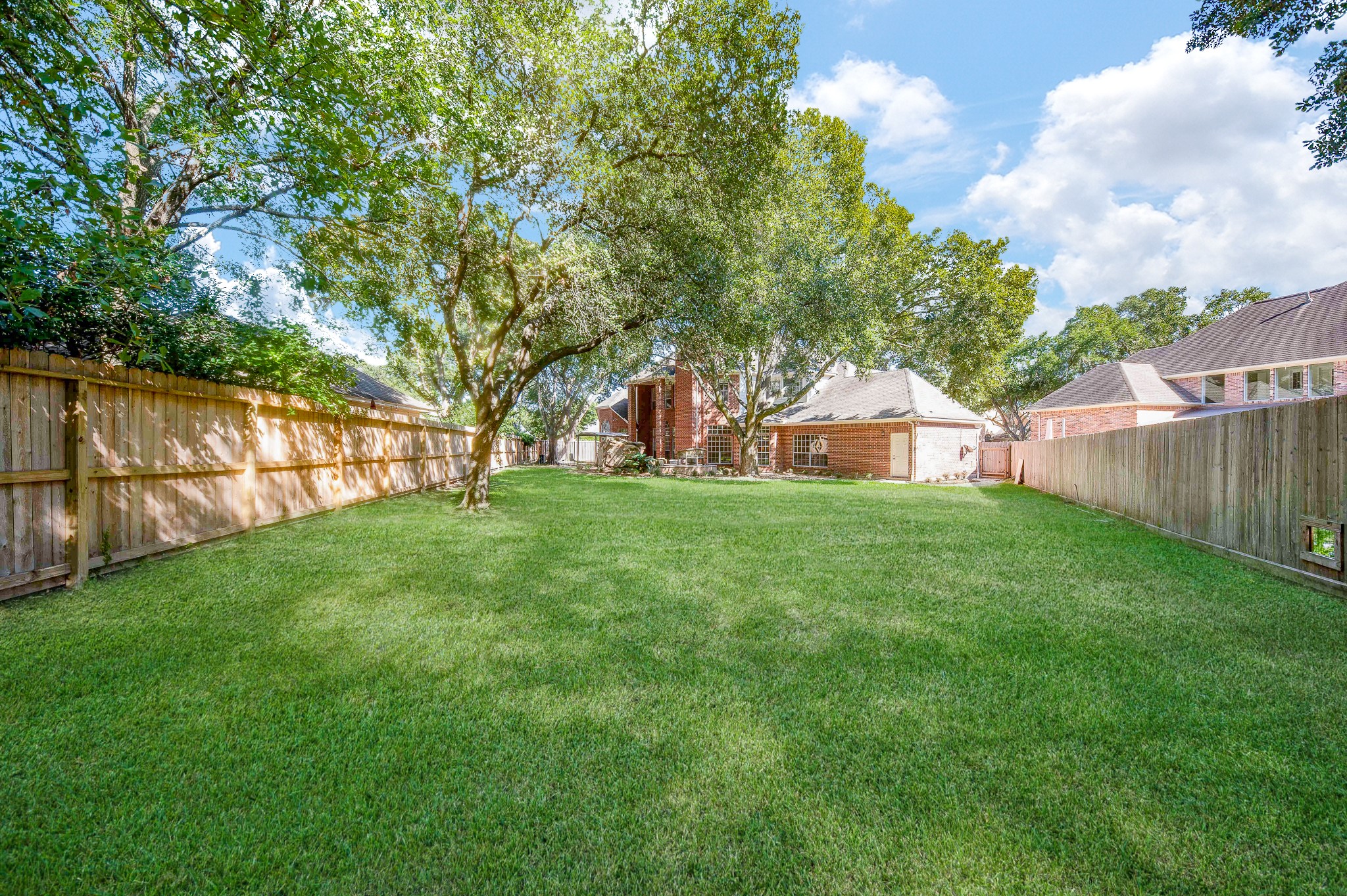 23014 Laguna Point Drive Property Photo 46