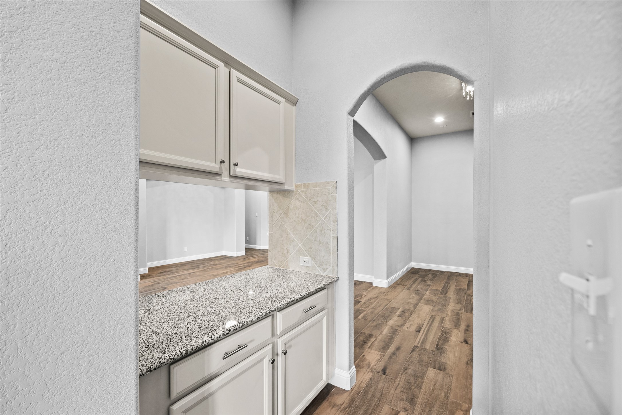 23419 Campwood Terrace Lane Property Photo 11