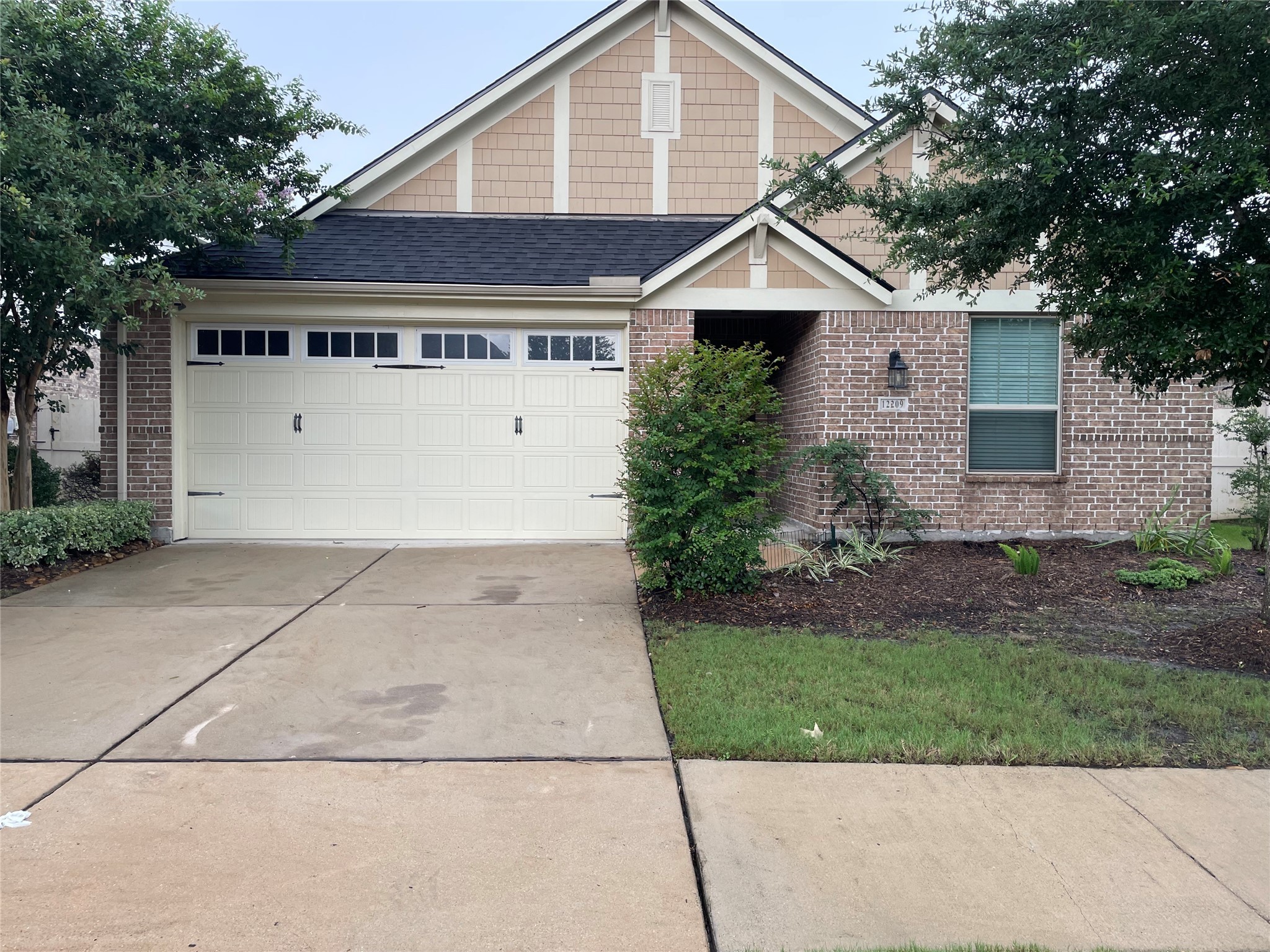 12209 City Skyline Court Property Photo 1