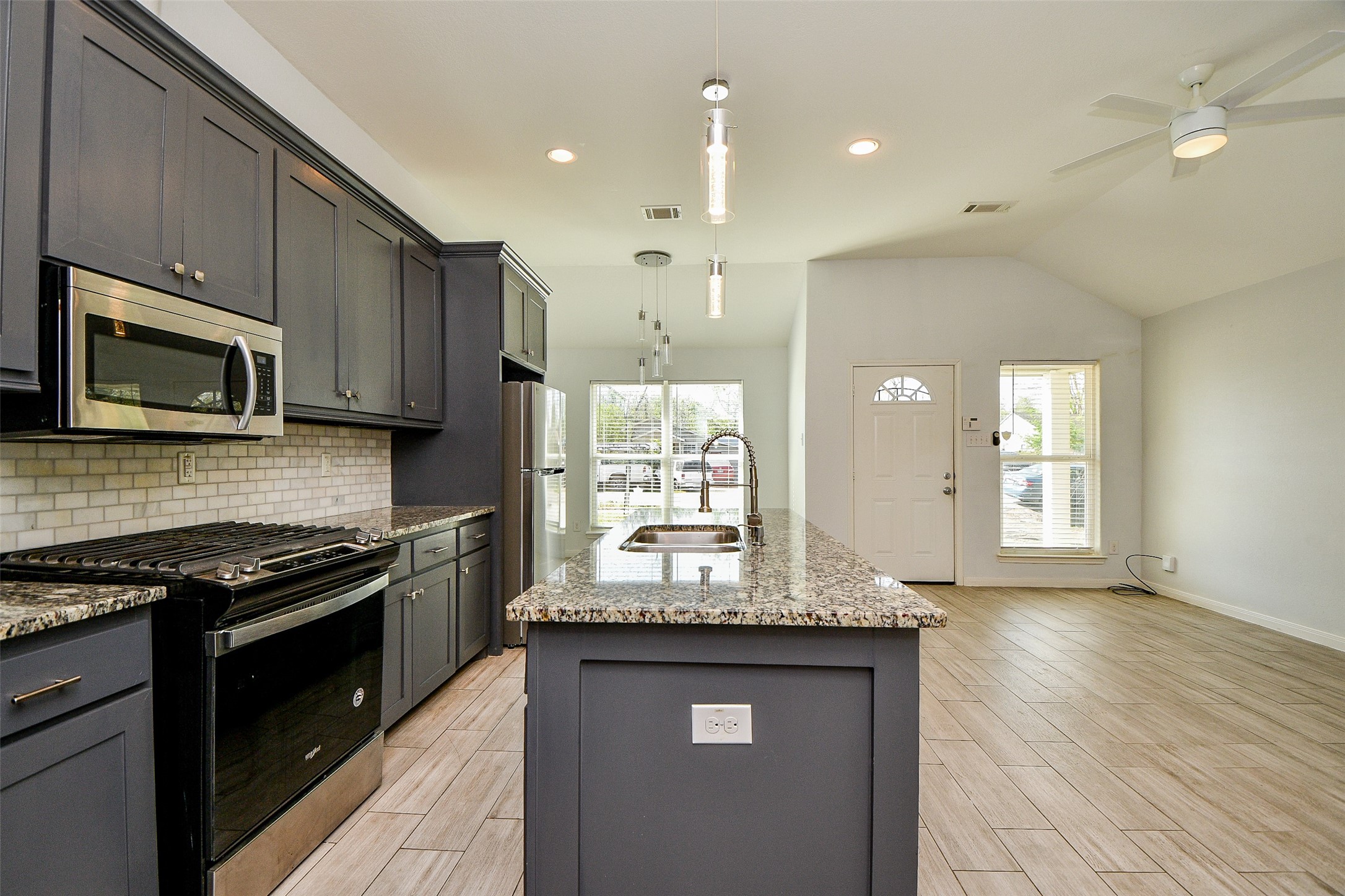 6747 England Street A Property Photo 10