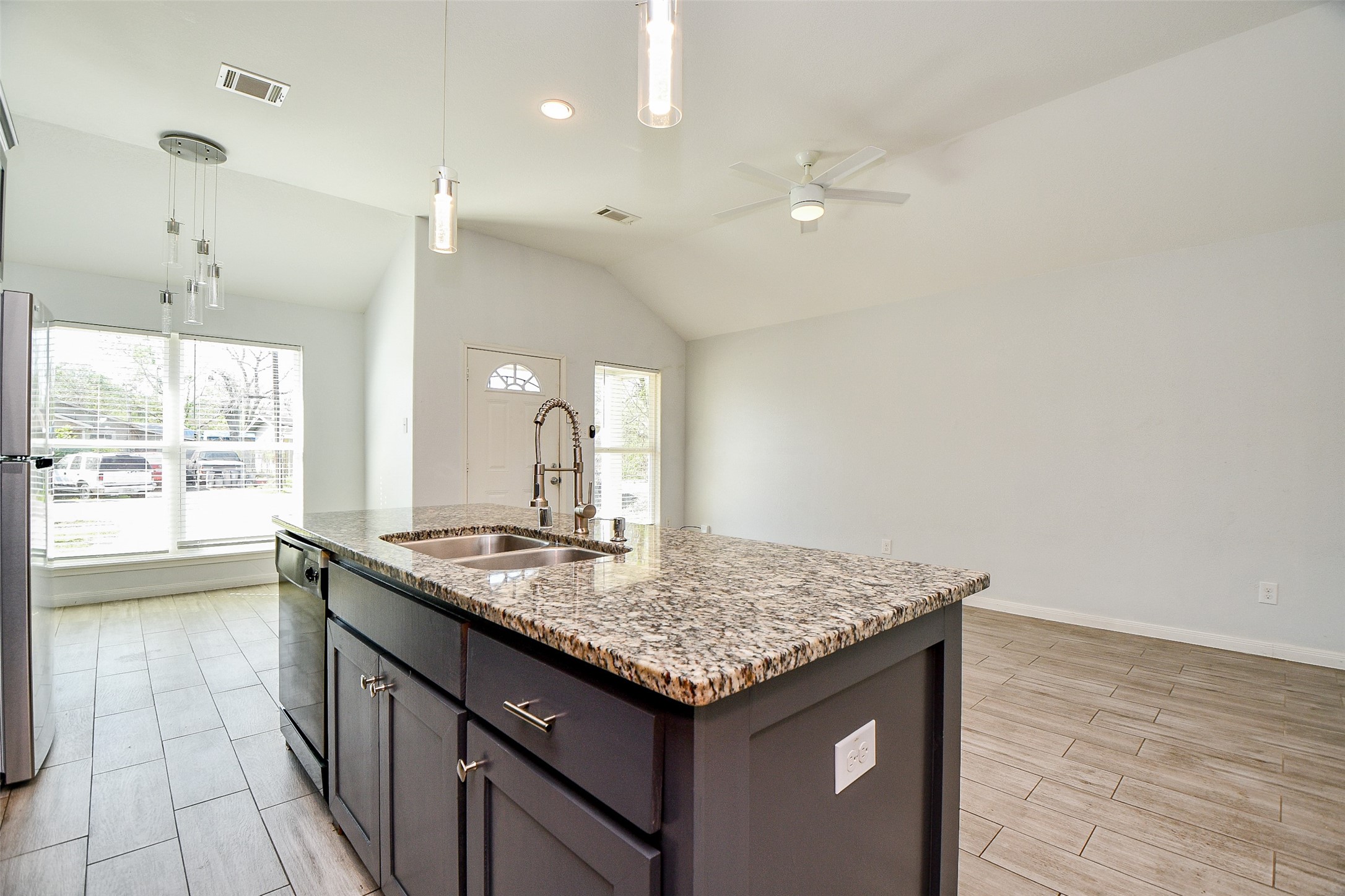 6747 England Street A Property Photo 11