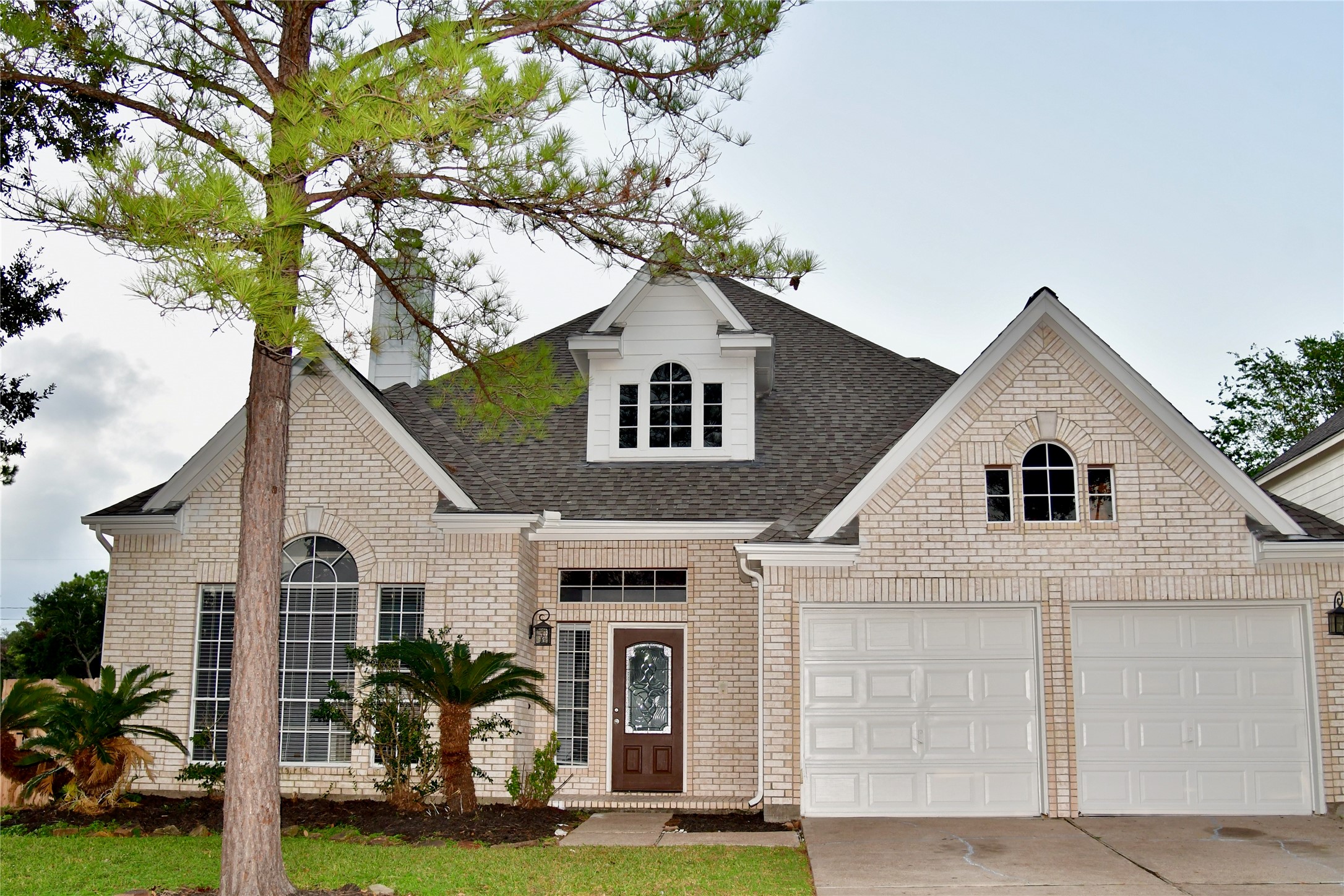 2318 Stoneburg Court Property Photo