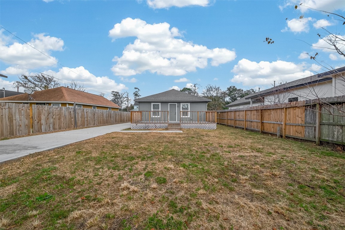 4309 Beggs Street Property Photo 33
