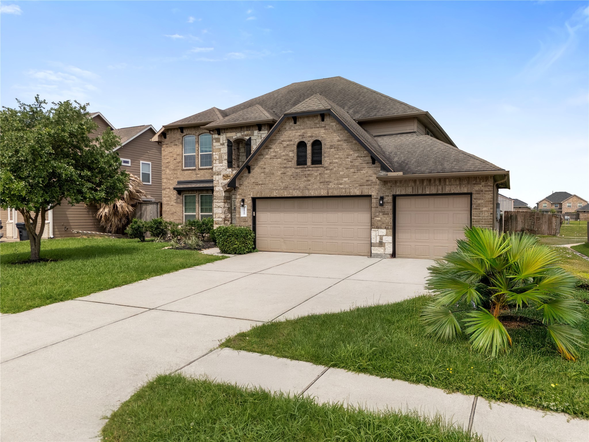 11915 Eagle Ridge Drive Property Photo 3