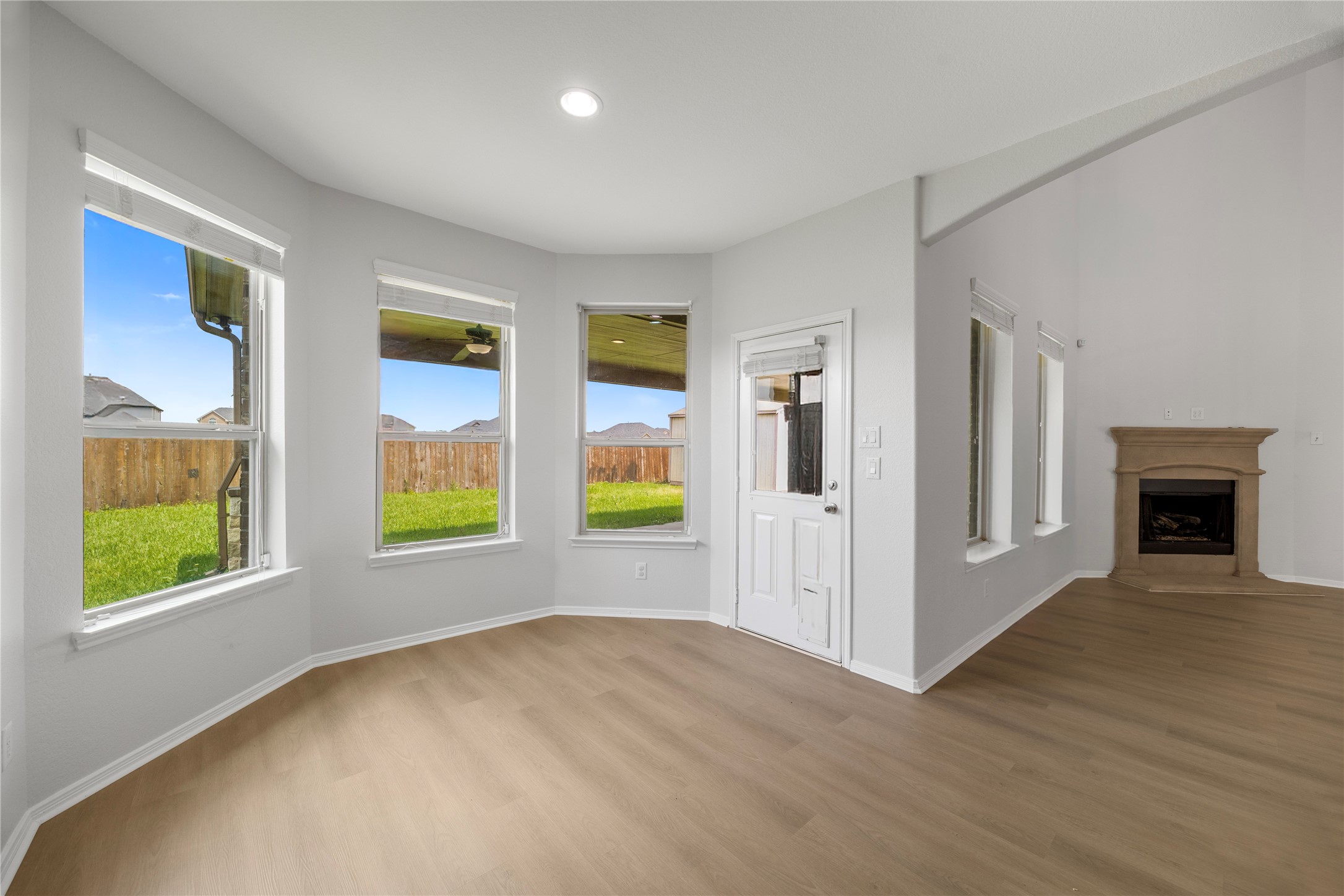 11915 Eagle Ridge Drive Property Photo 13