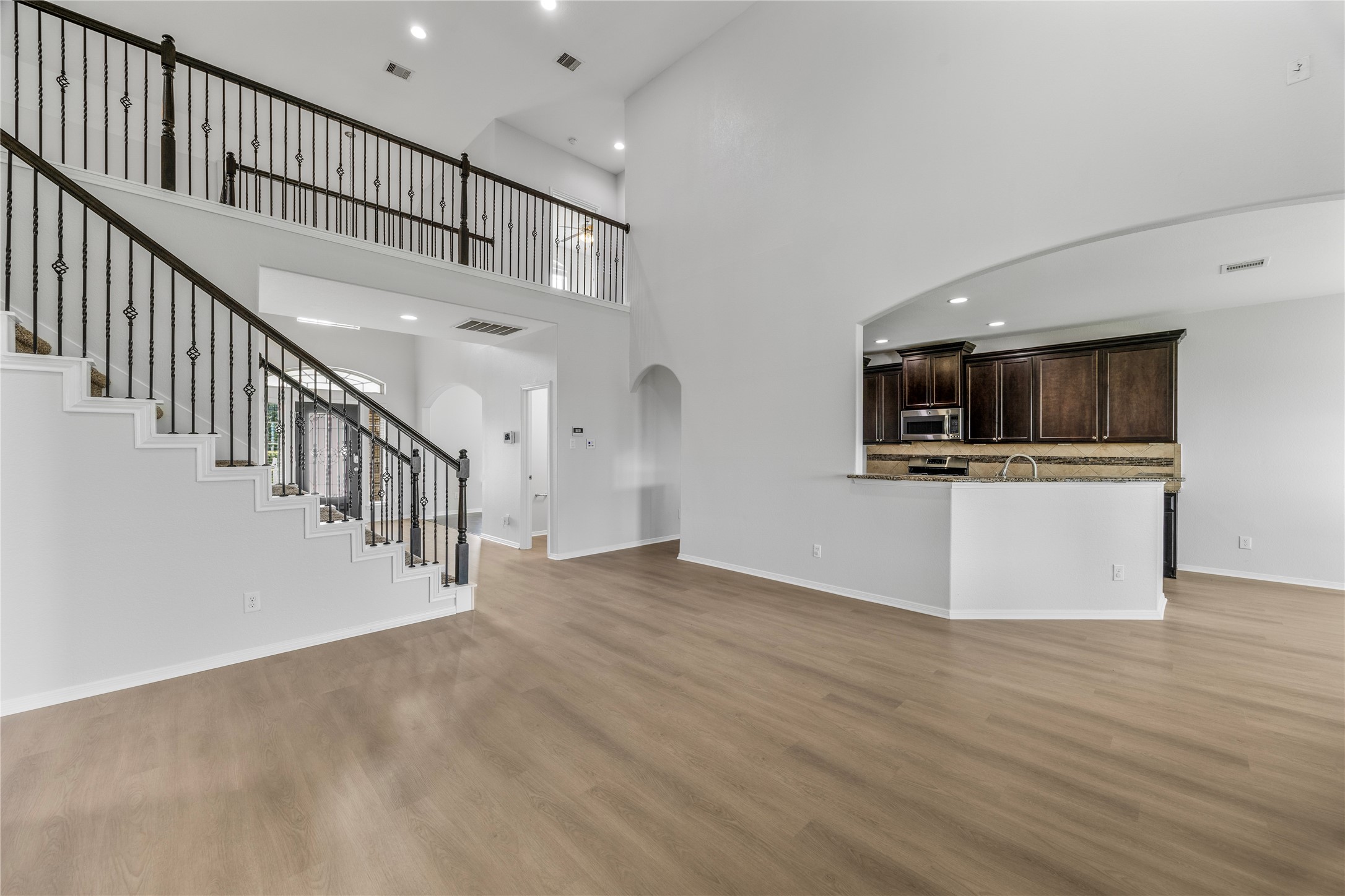 11915 Eagle Ridge Drive Property Photo 18