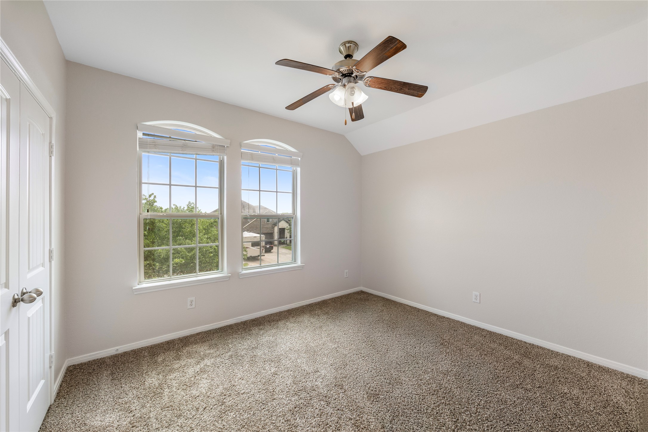 11915 Eagle Ridge Drive Property Photo 45