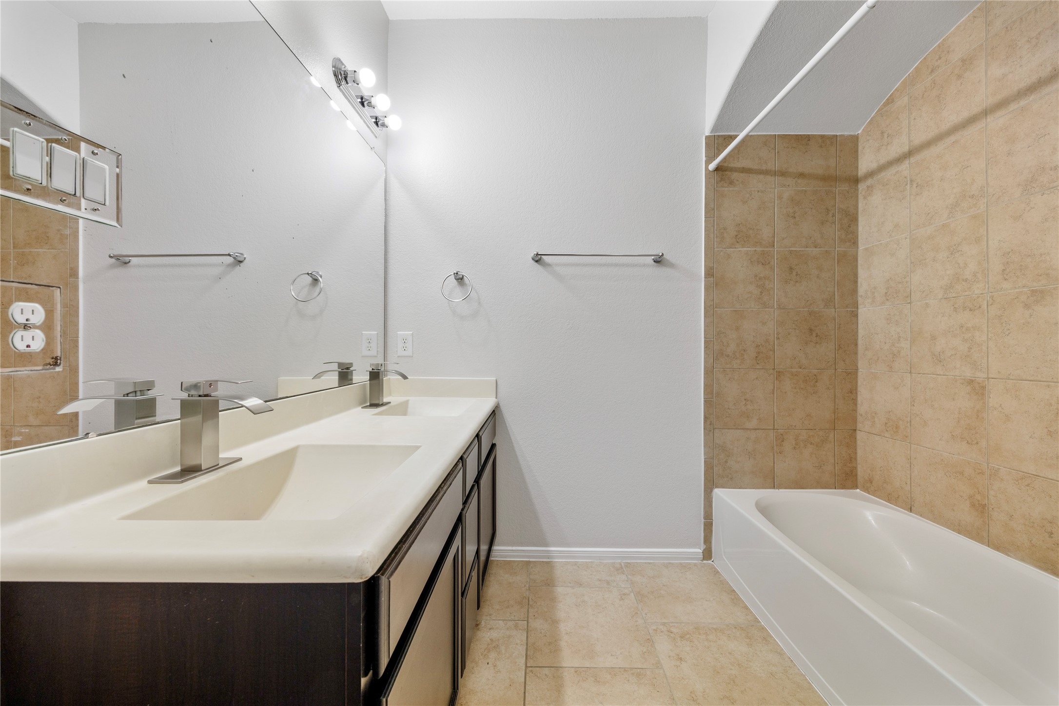 11915 Eagle Ridge Drive Property Photo 49