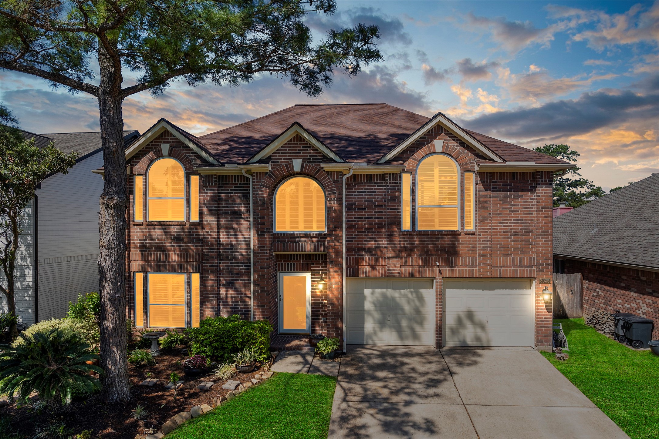 8035 Willancy Lane Property Photo