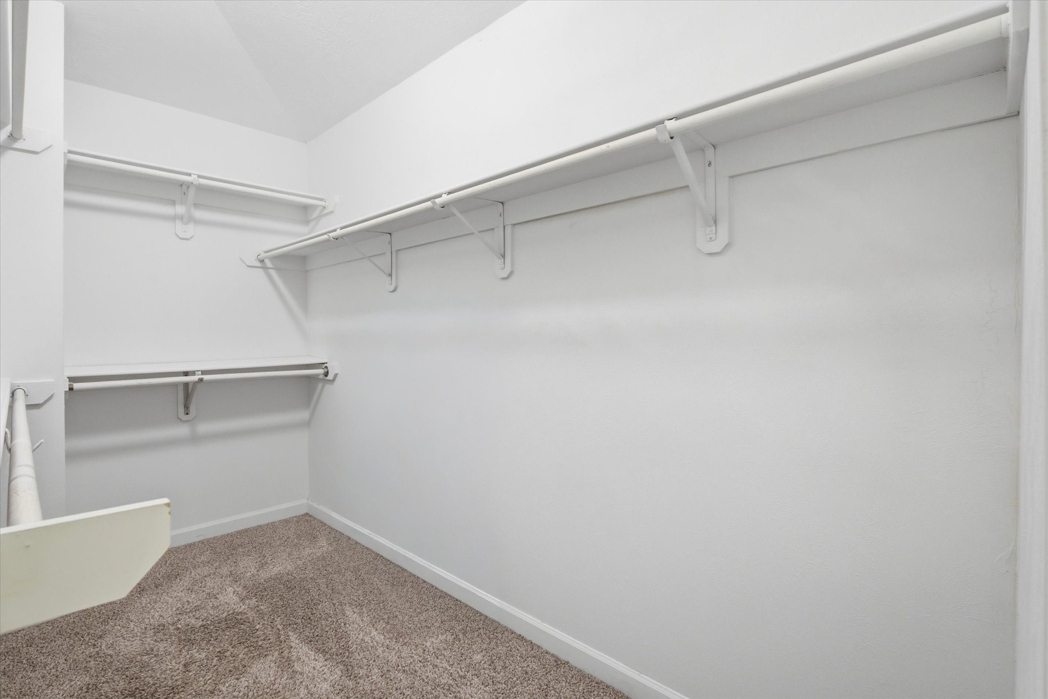 7210 Hazel Cove Drive Property Photo 15