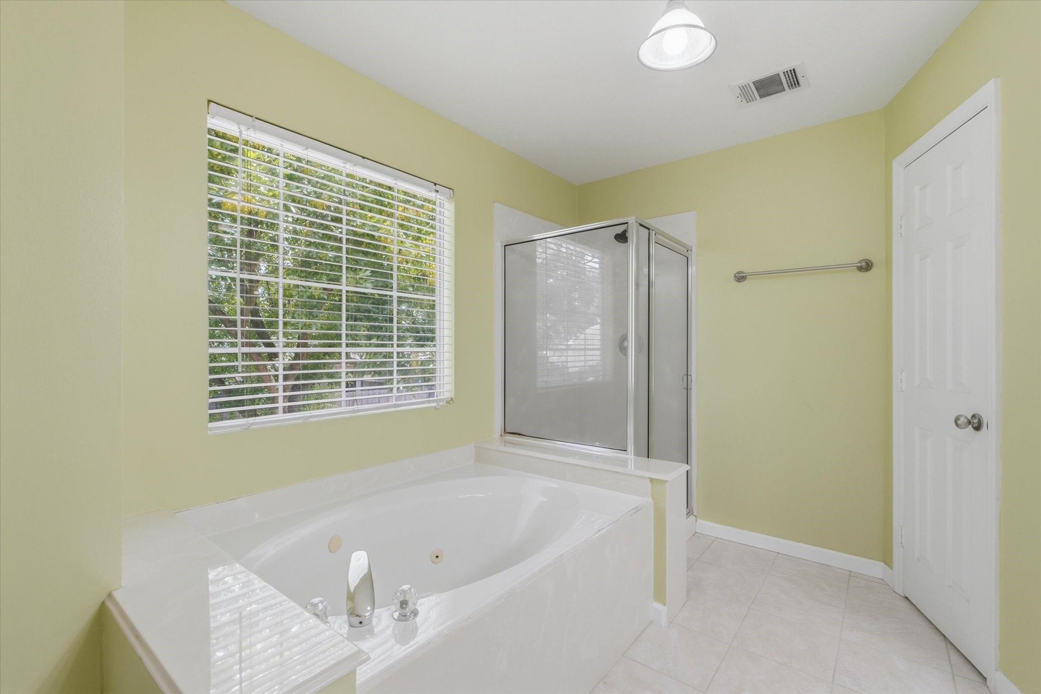 7210 Hazel Cove Drive Property Photo 17