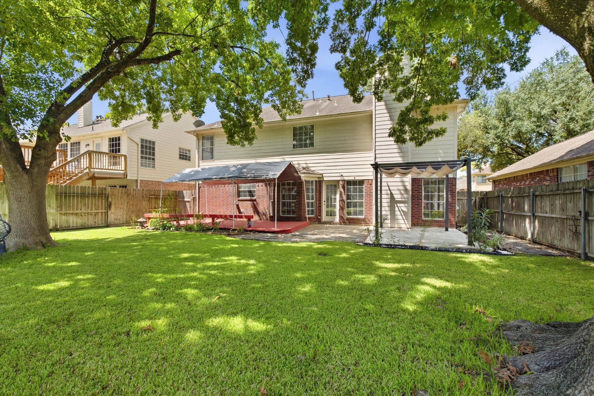 7210 Hazel Cove Drive Property Photo 23