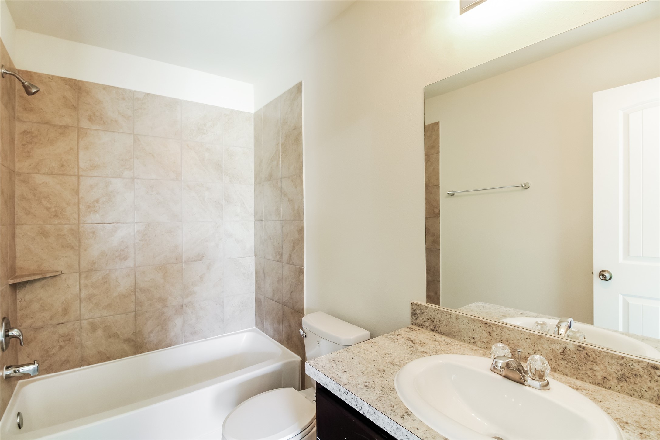 12043 Pia Drive Property Photo 9