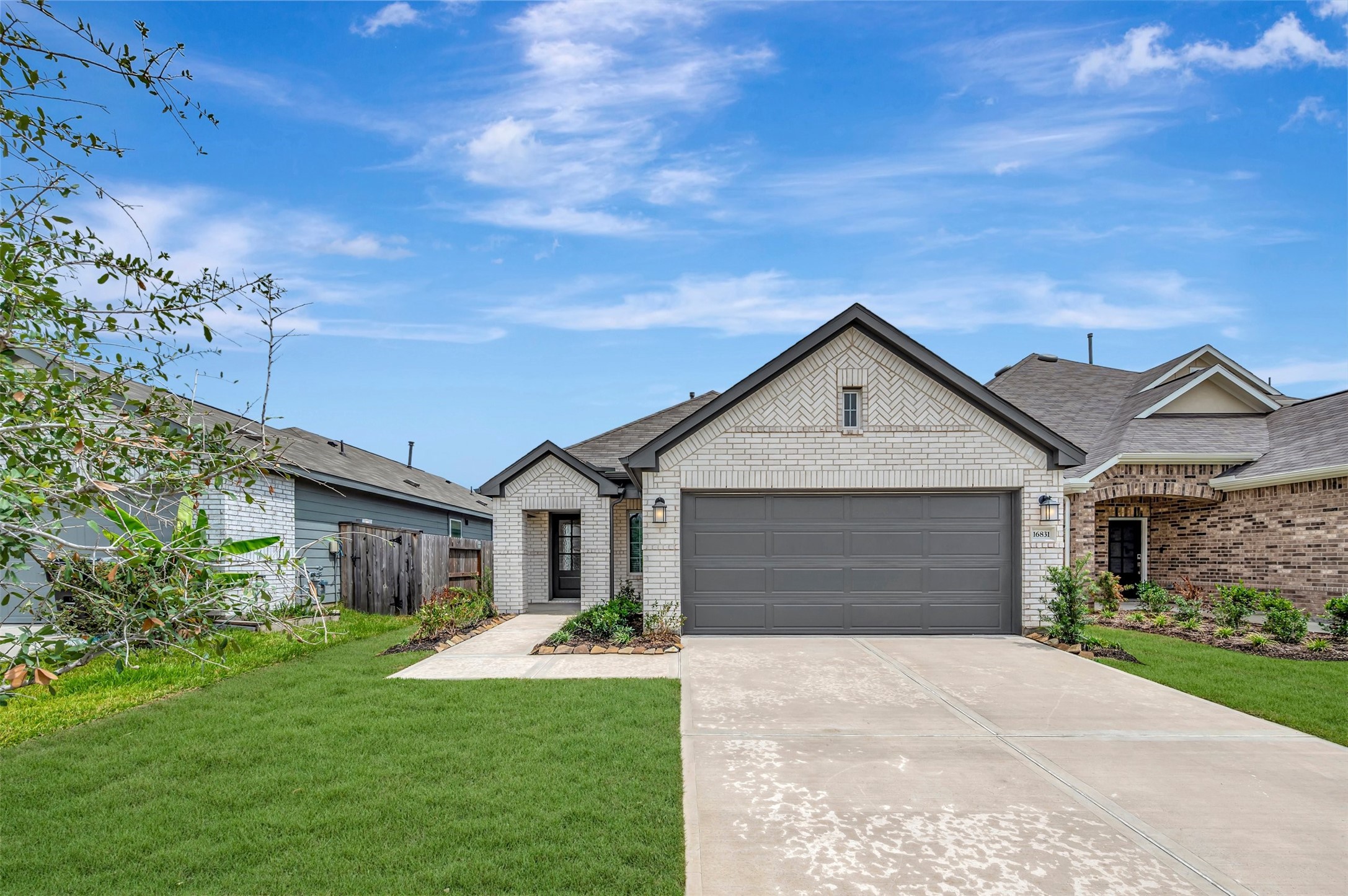 16831 Cockspur Hawthorn Lane Property Photo 1