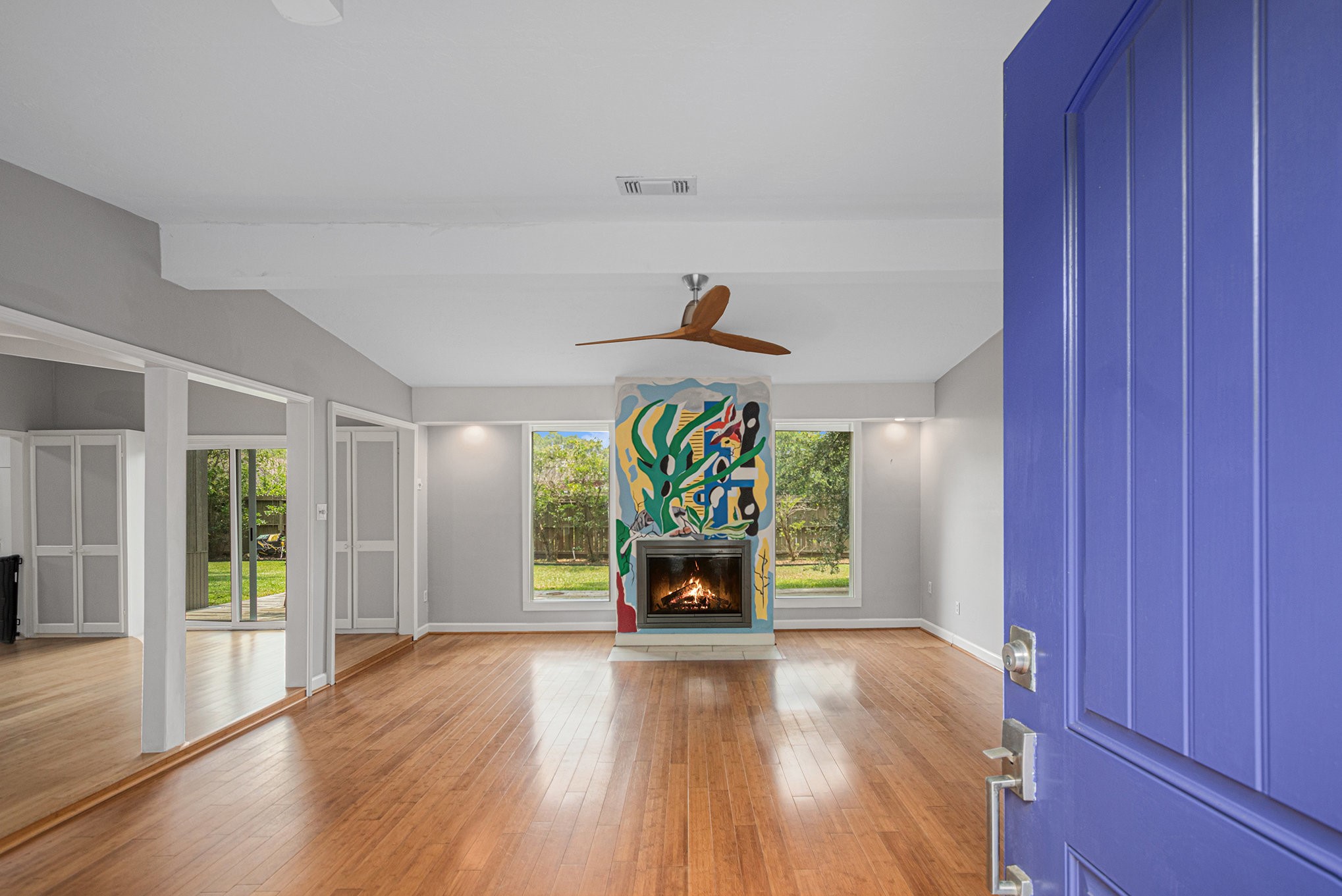 5539 Indigo Street Property Photo 3