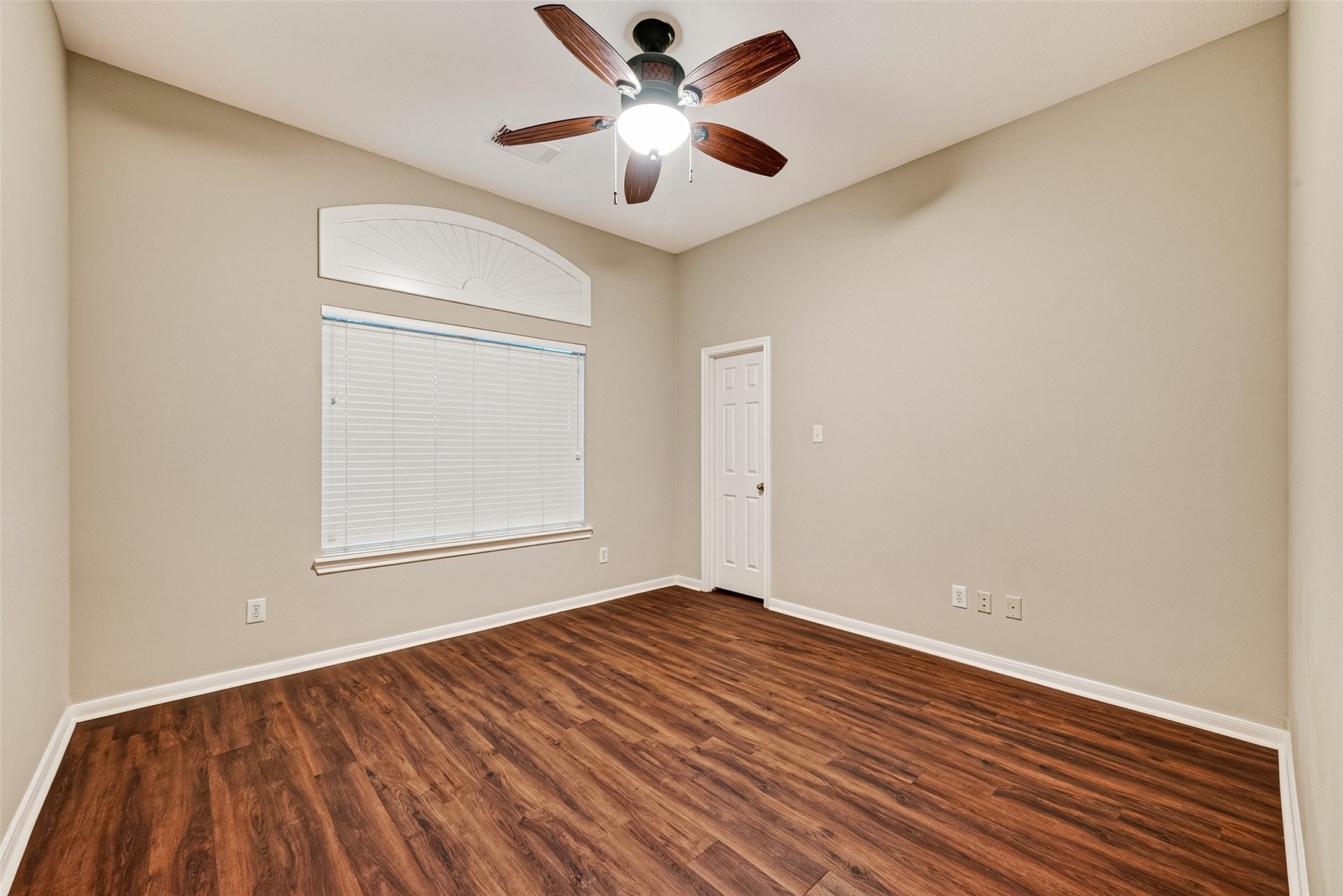 24222 Lake Path Circle Property Photo 32