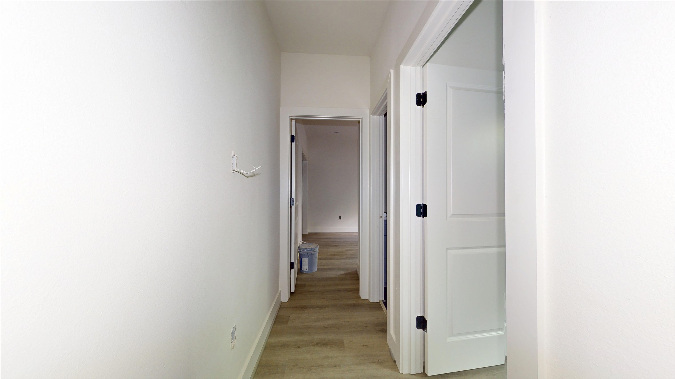 2033 Oak Forest Drive Property Photo 7