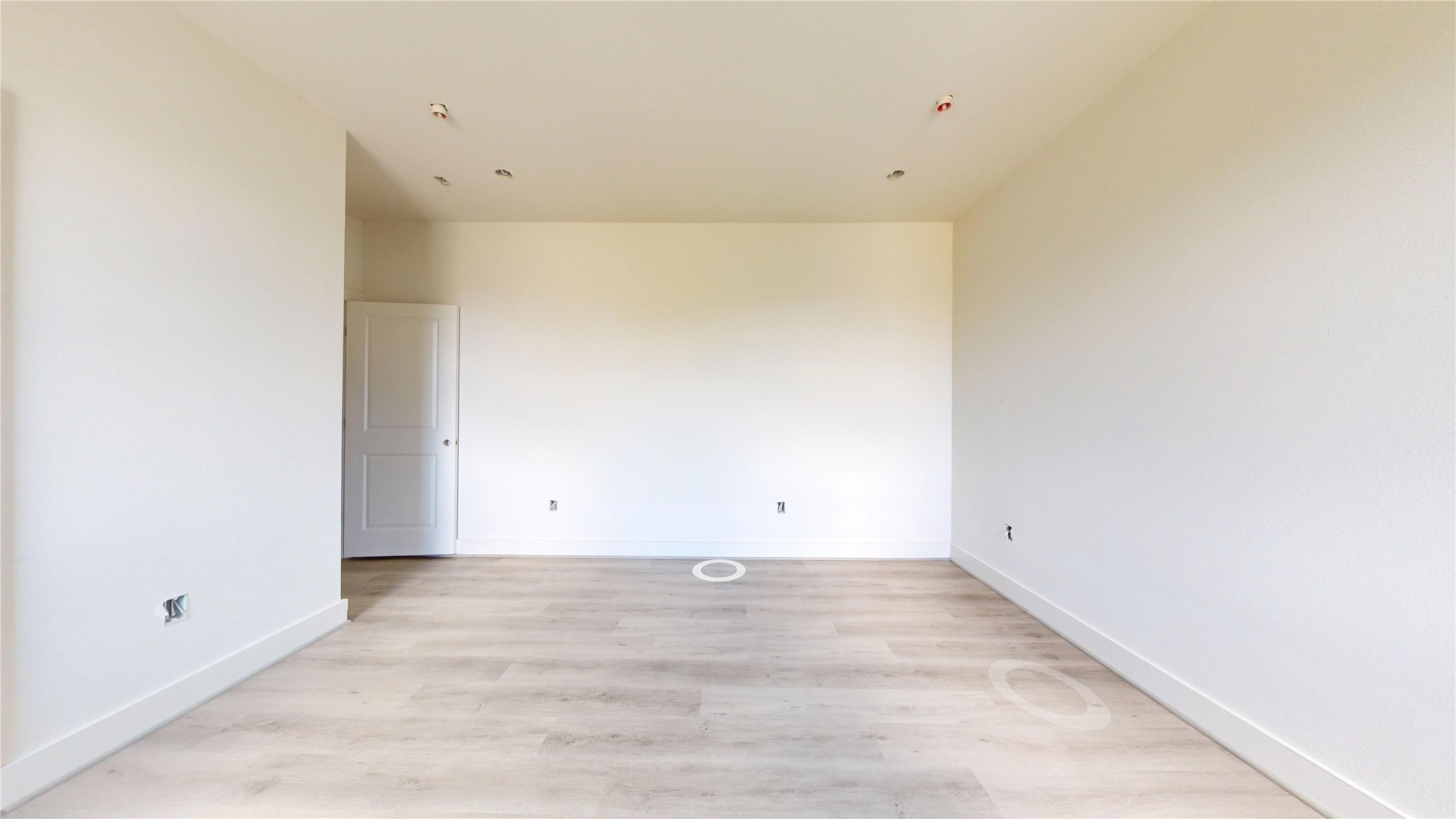 2033 Oak Forest Drive Property Photo 28
