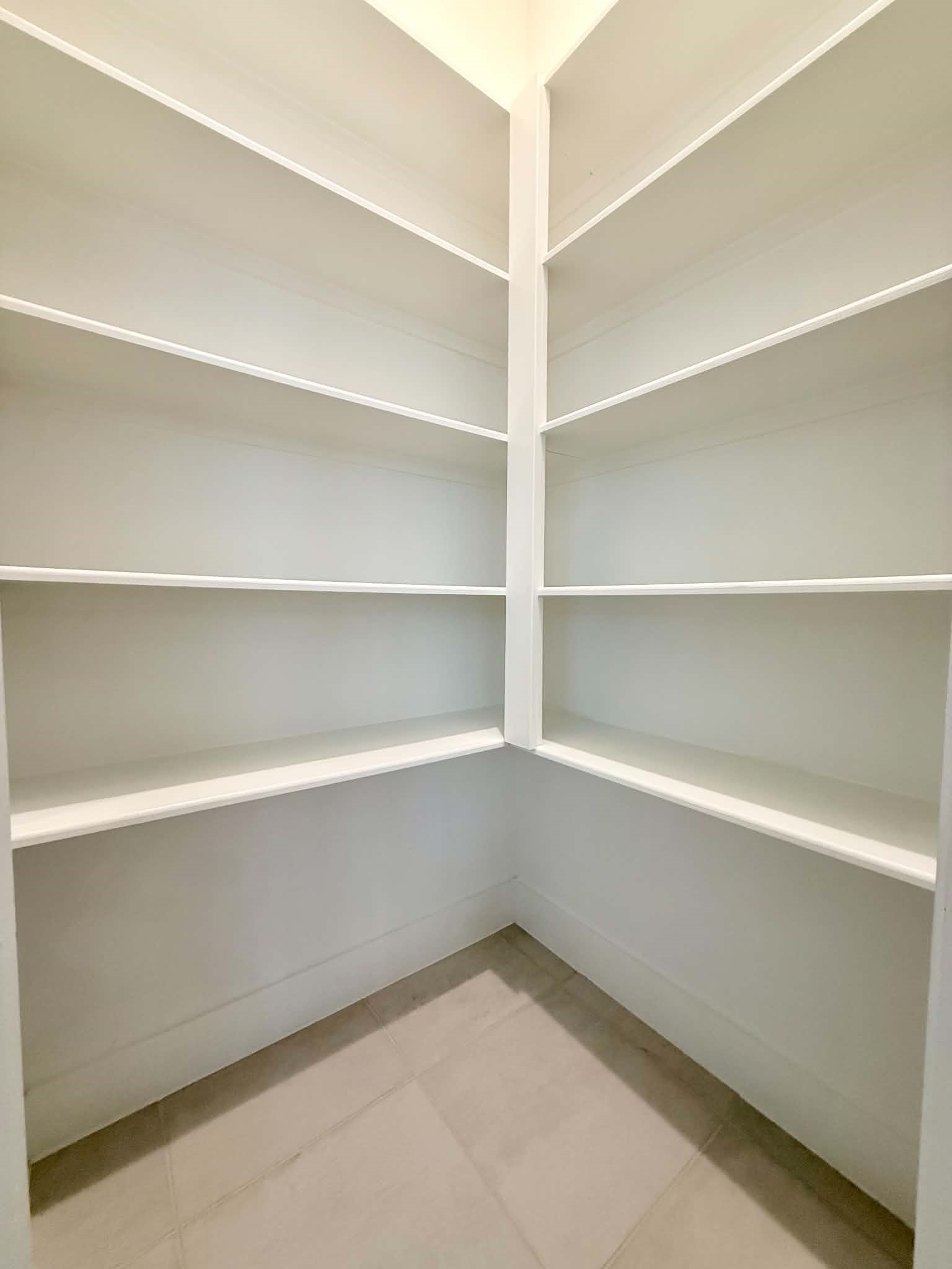1539 Crystal Stream Drive Property Photo 12