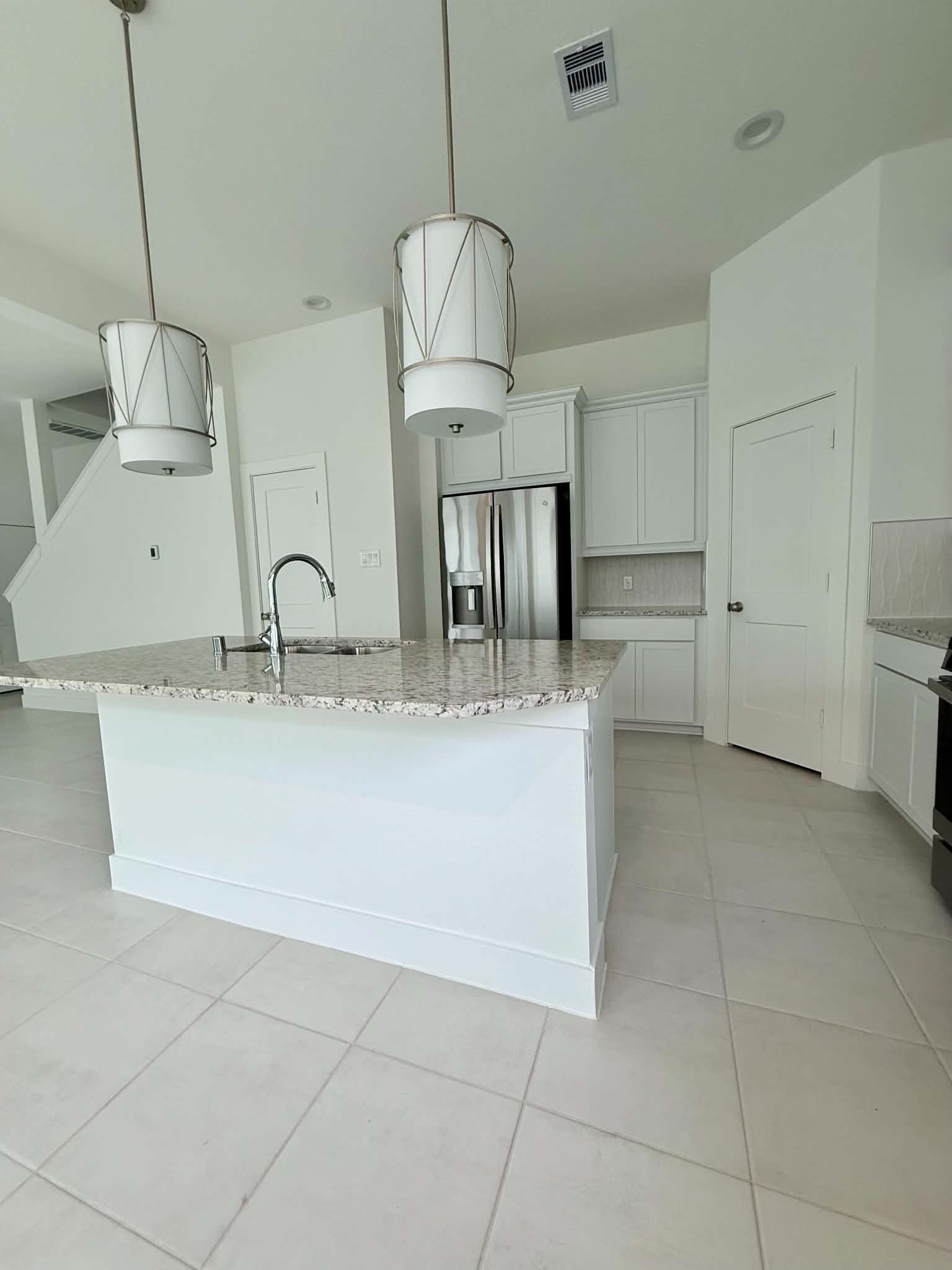 1539 Crystal Stream Drive Property Photo 13