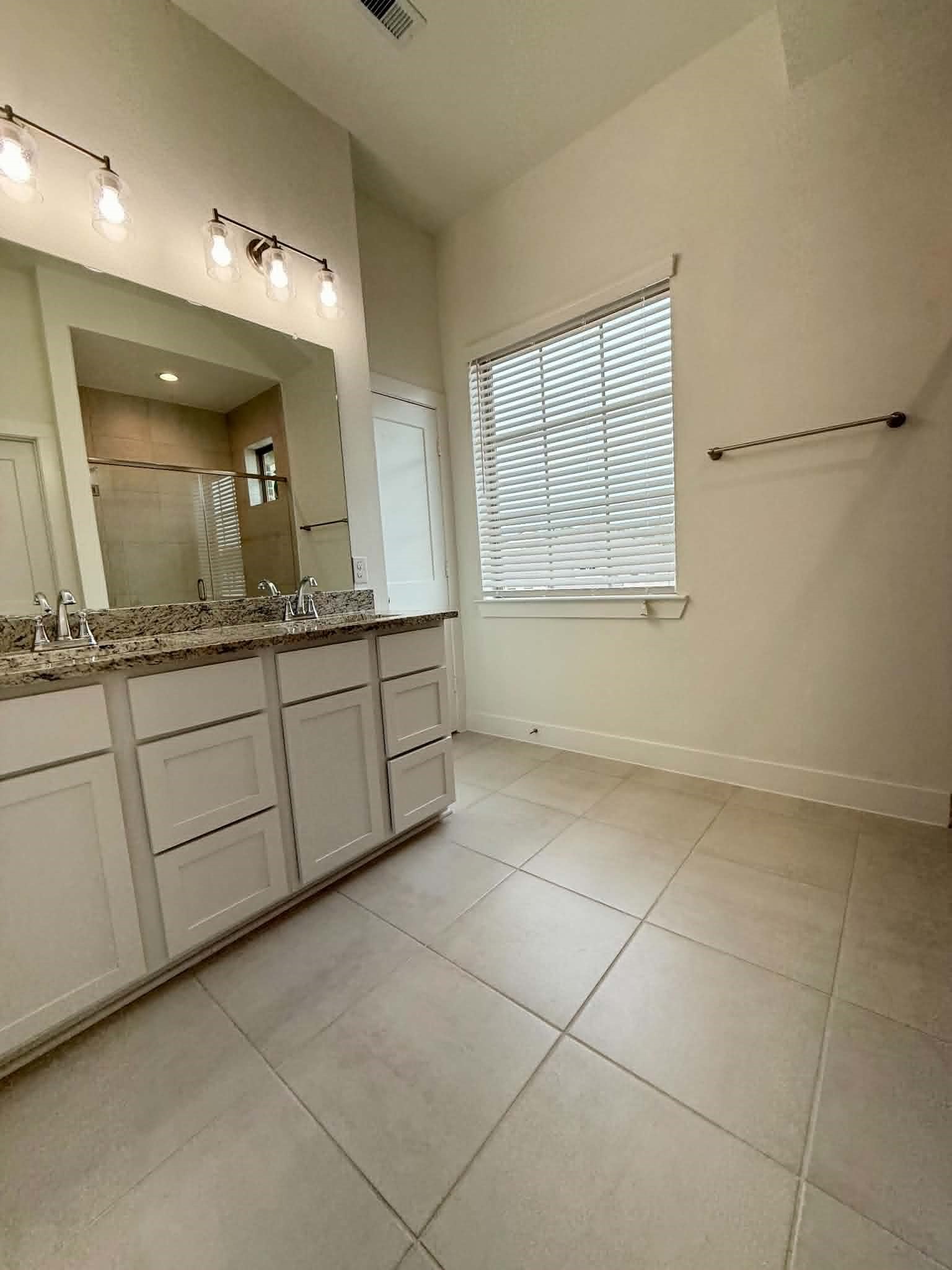 1539 Crystal Stream Drive Property Photo 26