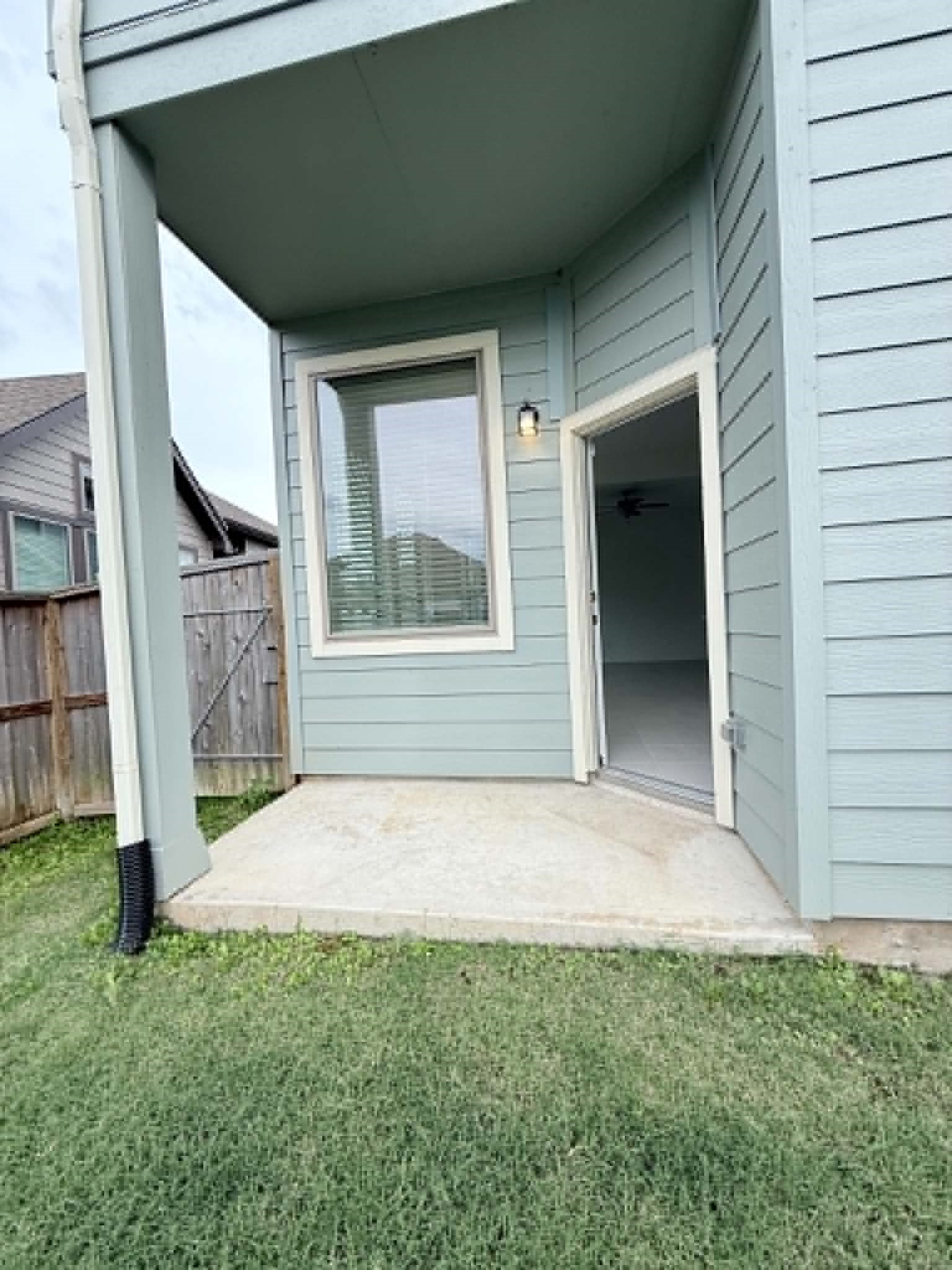 1539 Crystal Stream Drive Property Photo 31