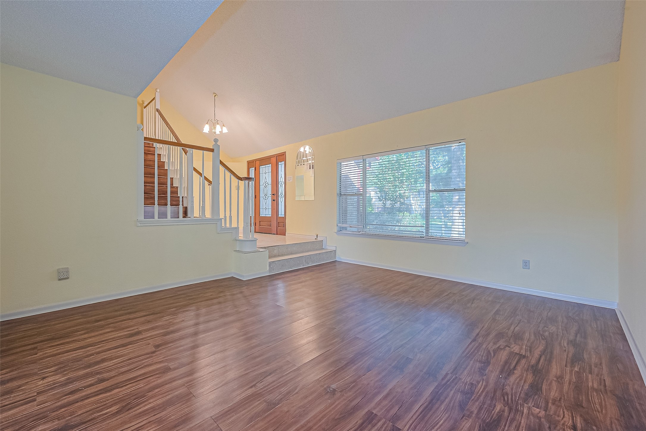 5127 Smokey River Drive Property Photo 4