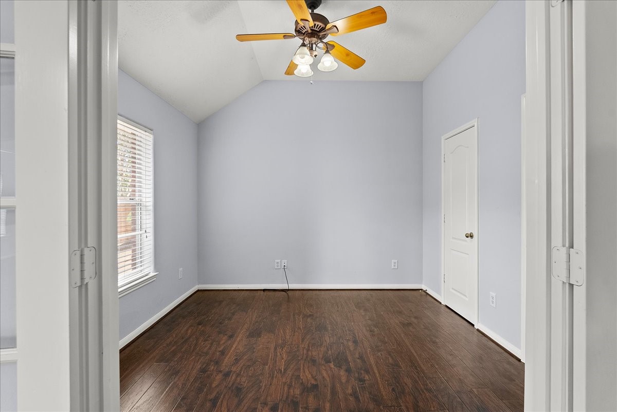 4019 Applerock Drive Property Photo 14