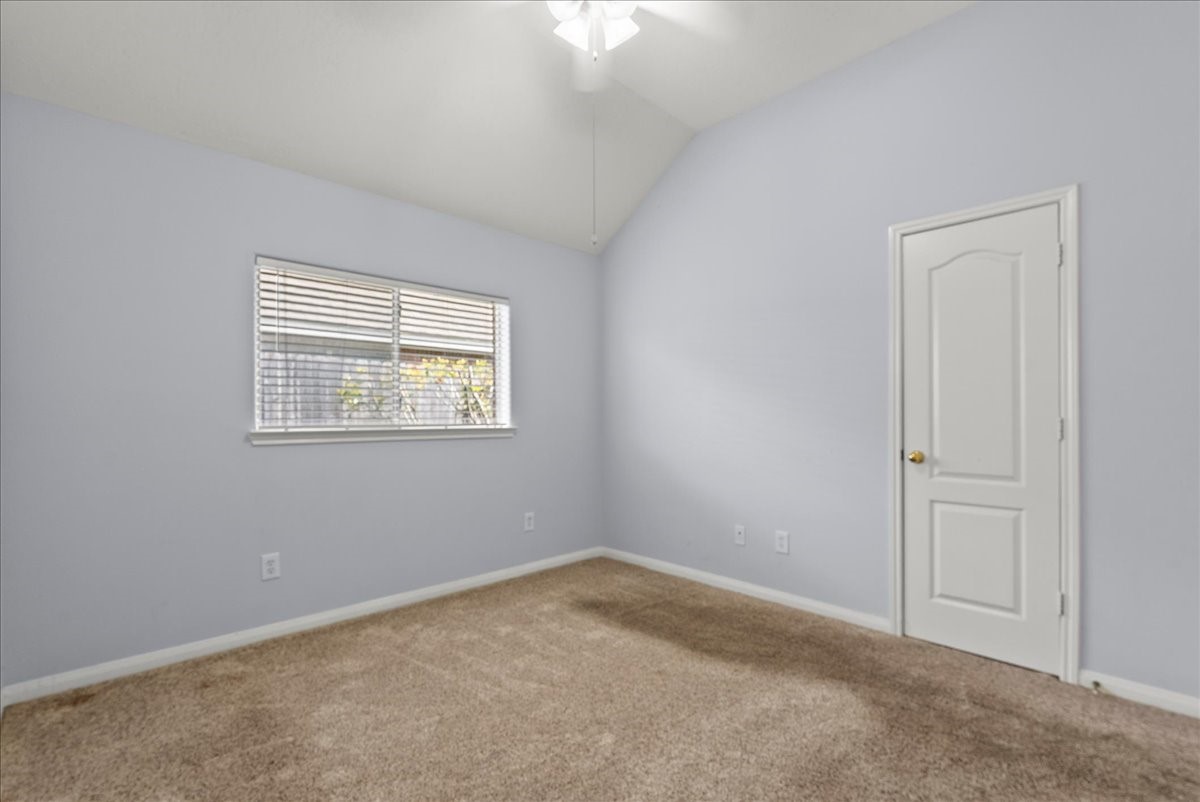 4019 Applerock Drive Property Photo 24
