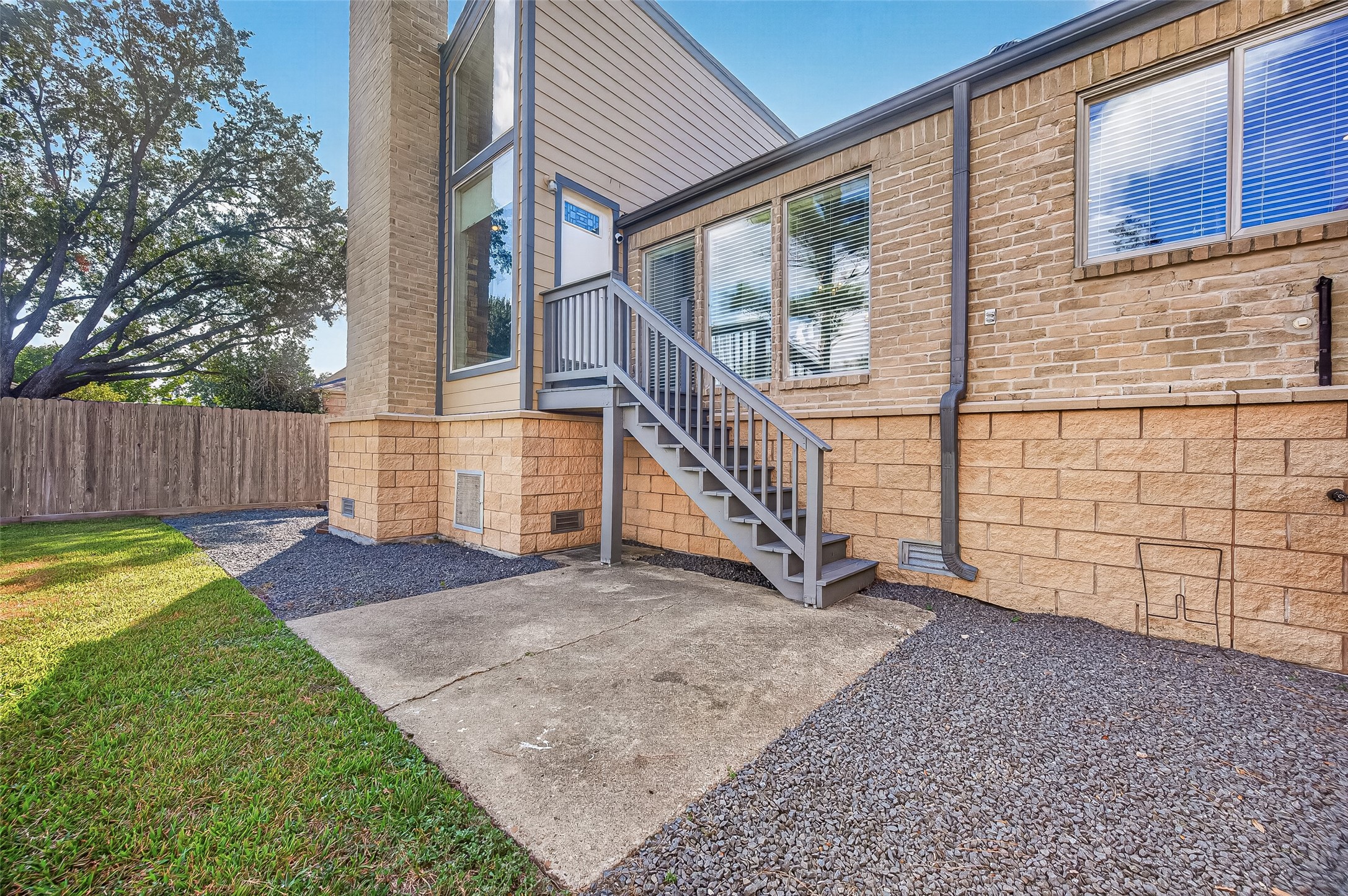 15902 Jersey Drive Property Photo 41