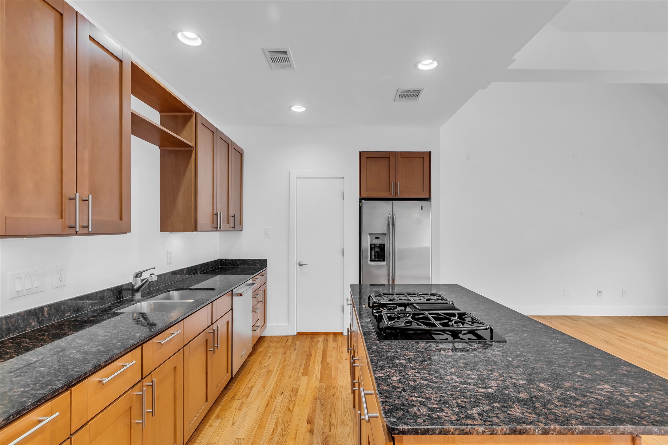 4509 Eigel Street B Property Photo 17