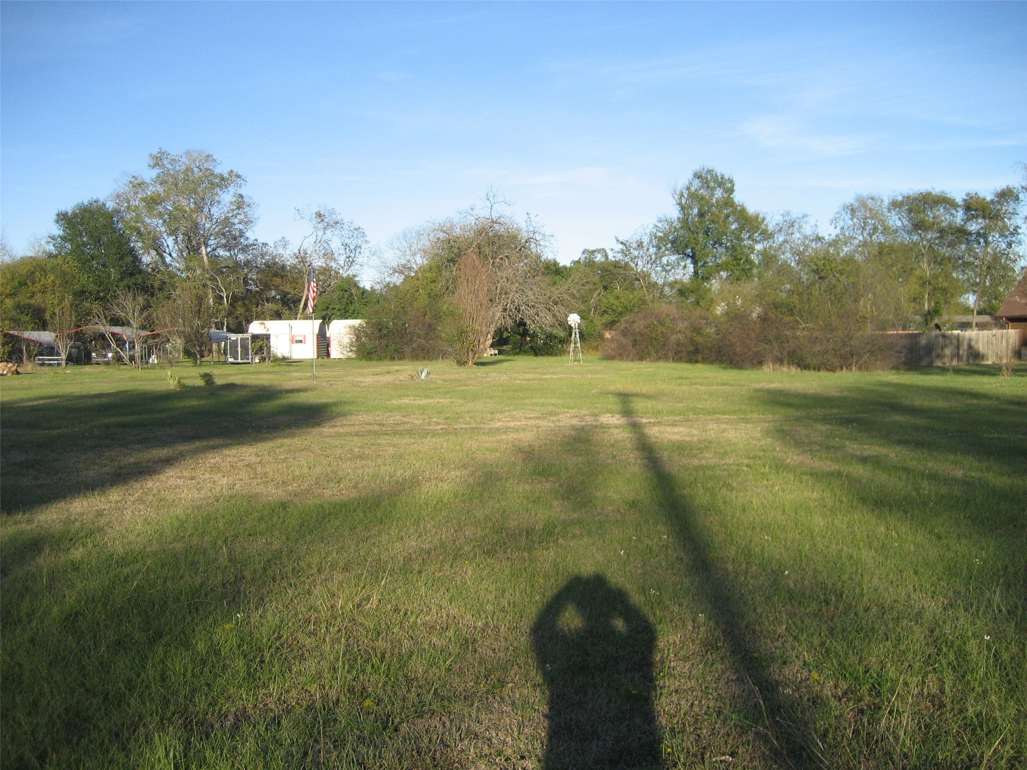 1216 E Goliad Avenue Property Photo 5
