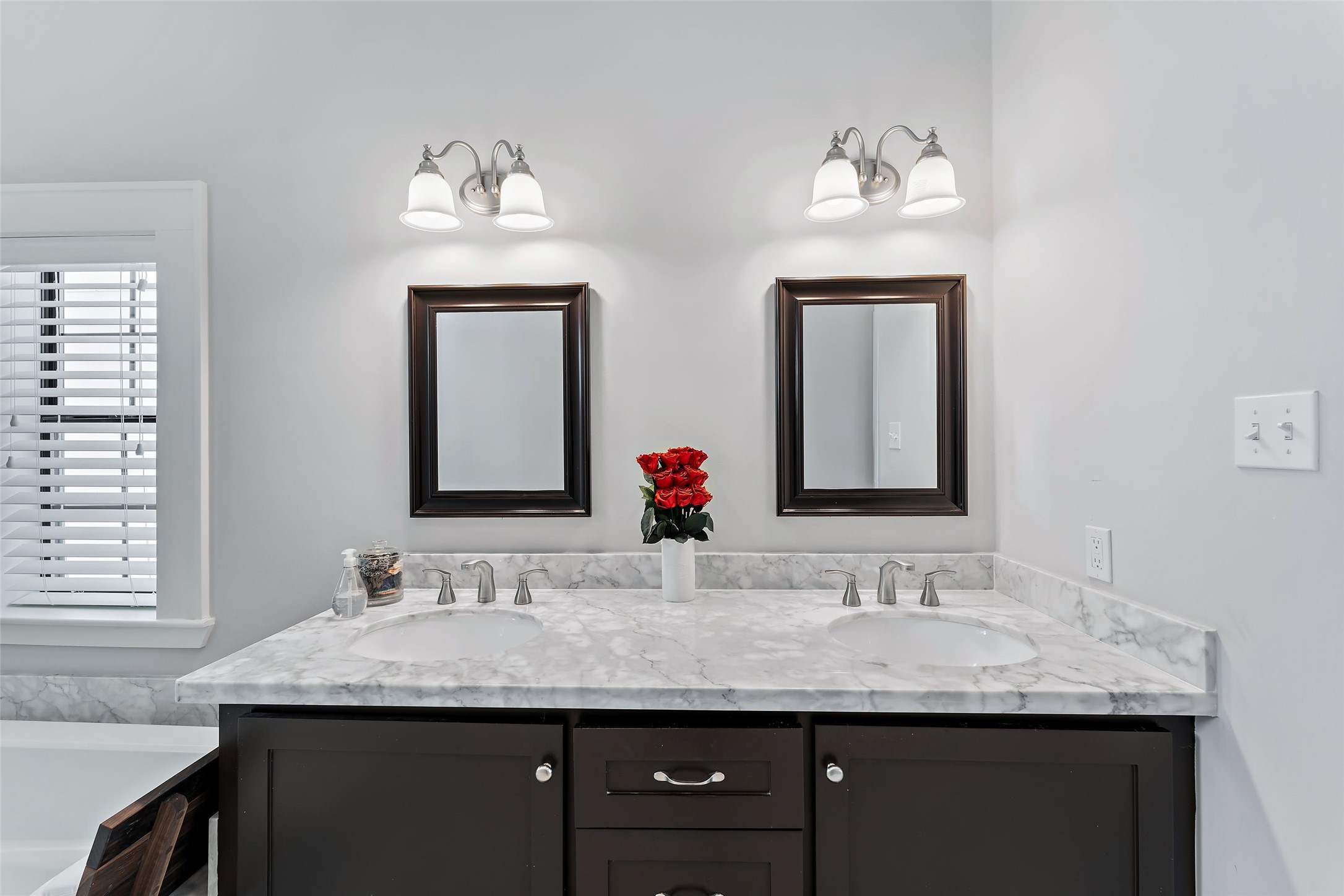 1504 Knox Street Property Photo 15