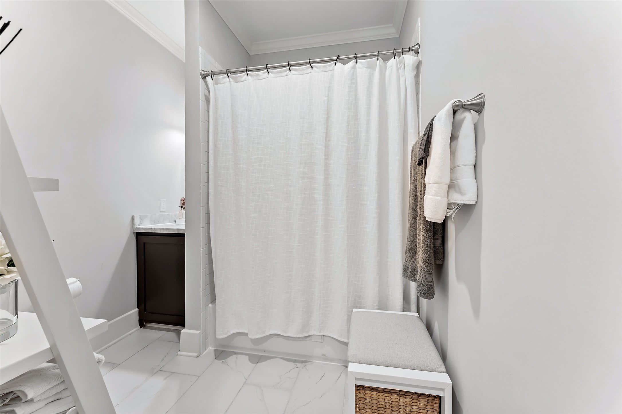 1504 Knox Street Property Photo 20