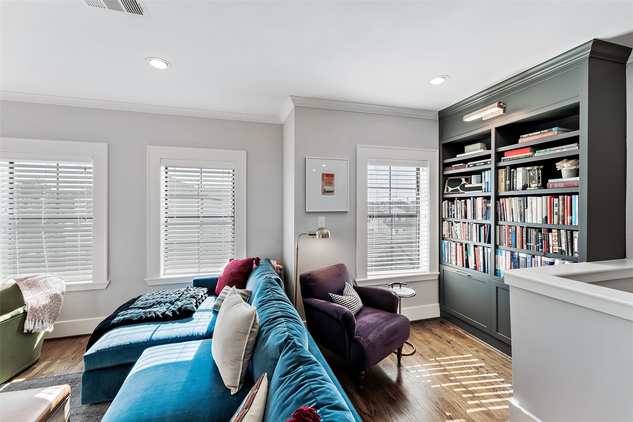 1504 Knox Street Property Photo 25