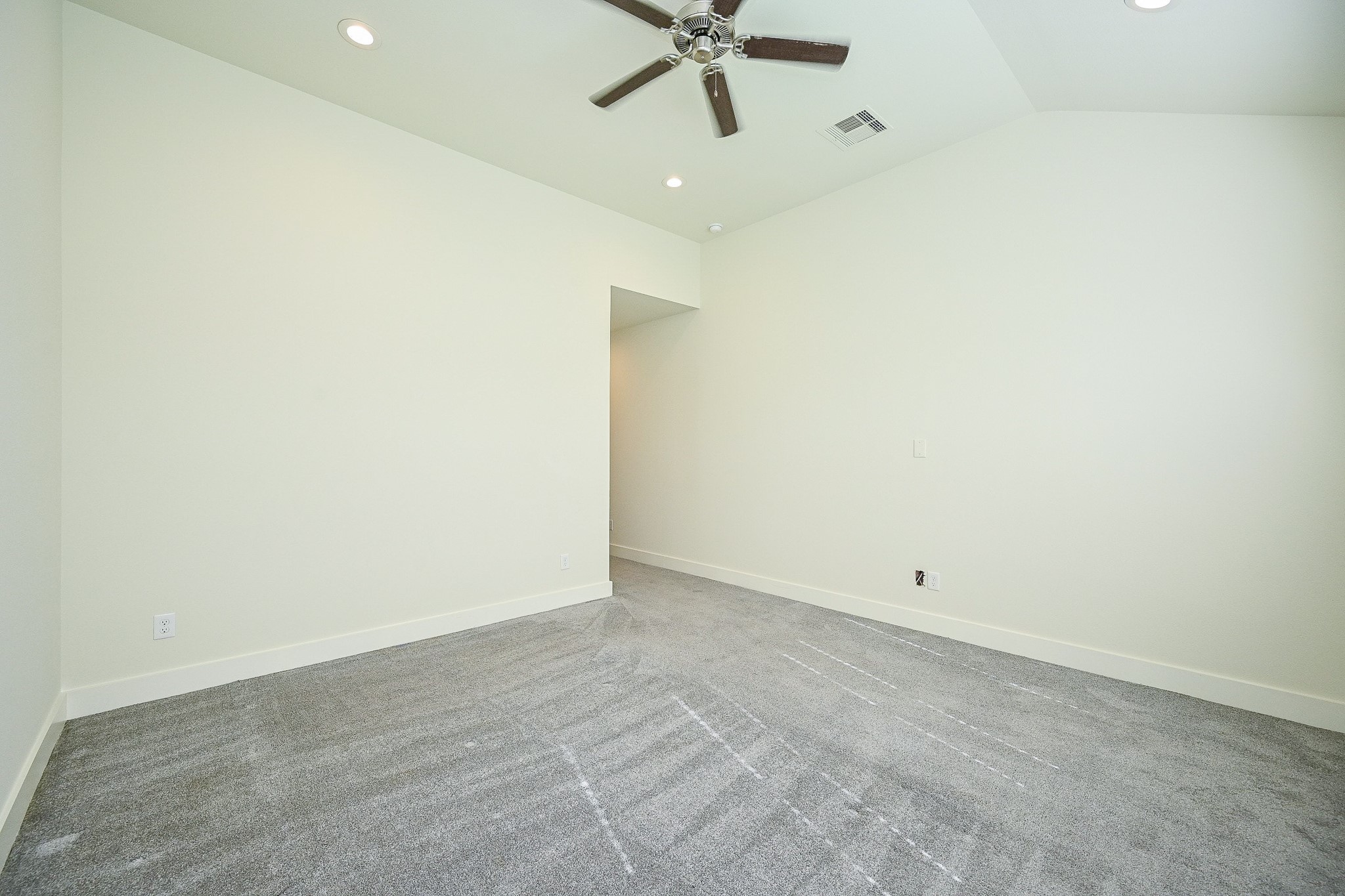 1106 Fuschia Road Property Photo 11
