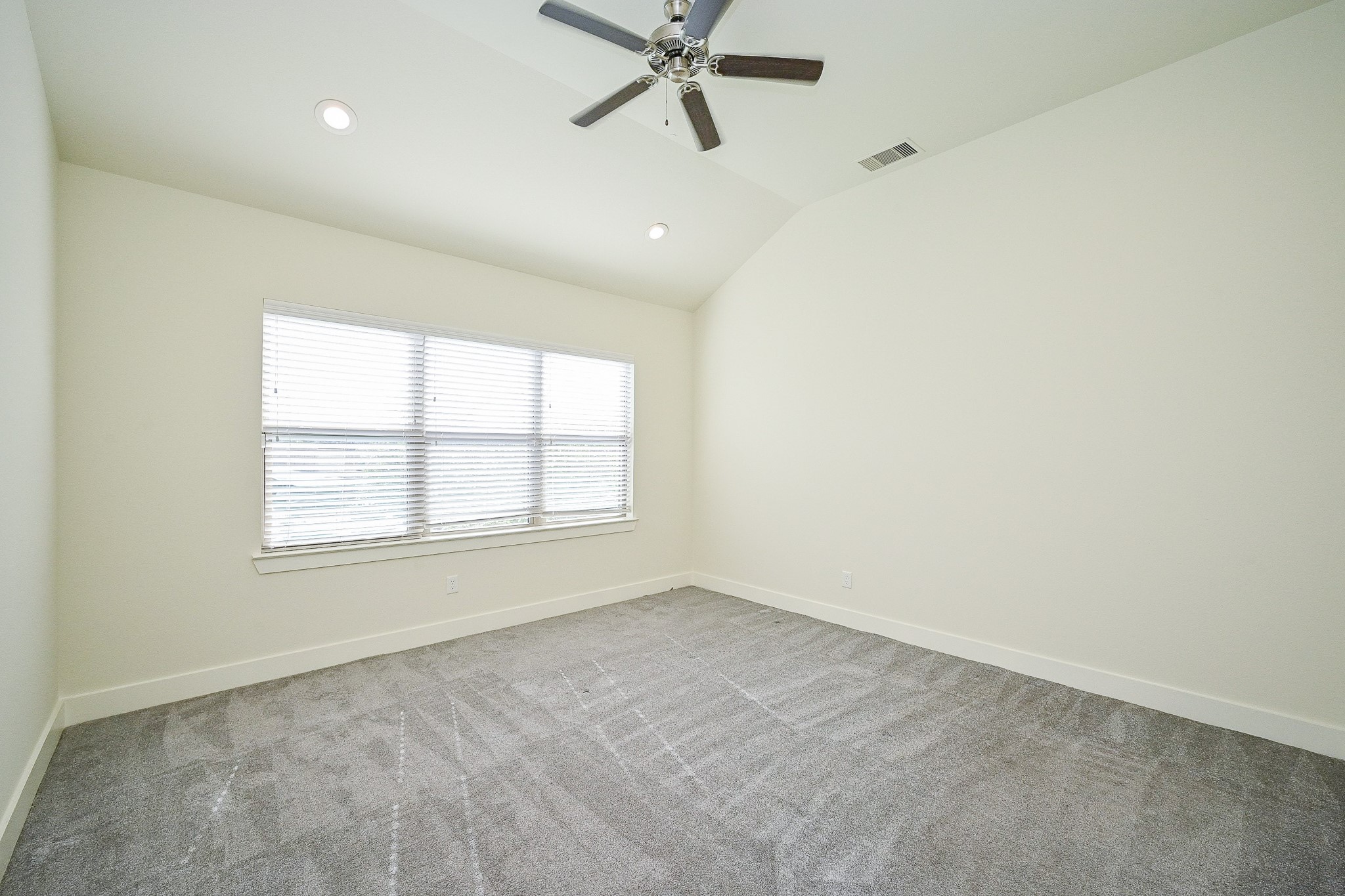 1106 Fuschia Road Property Photo 13
