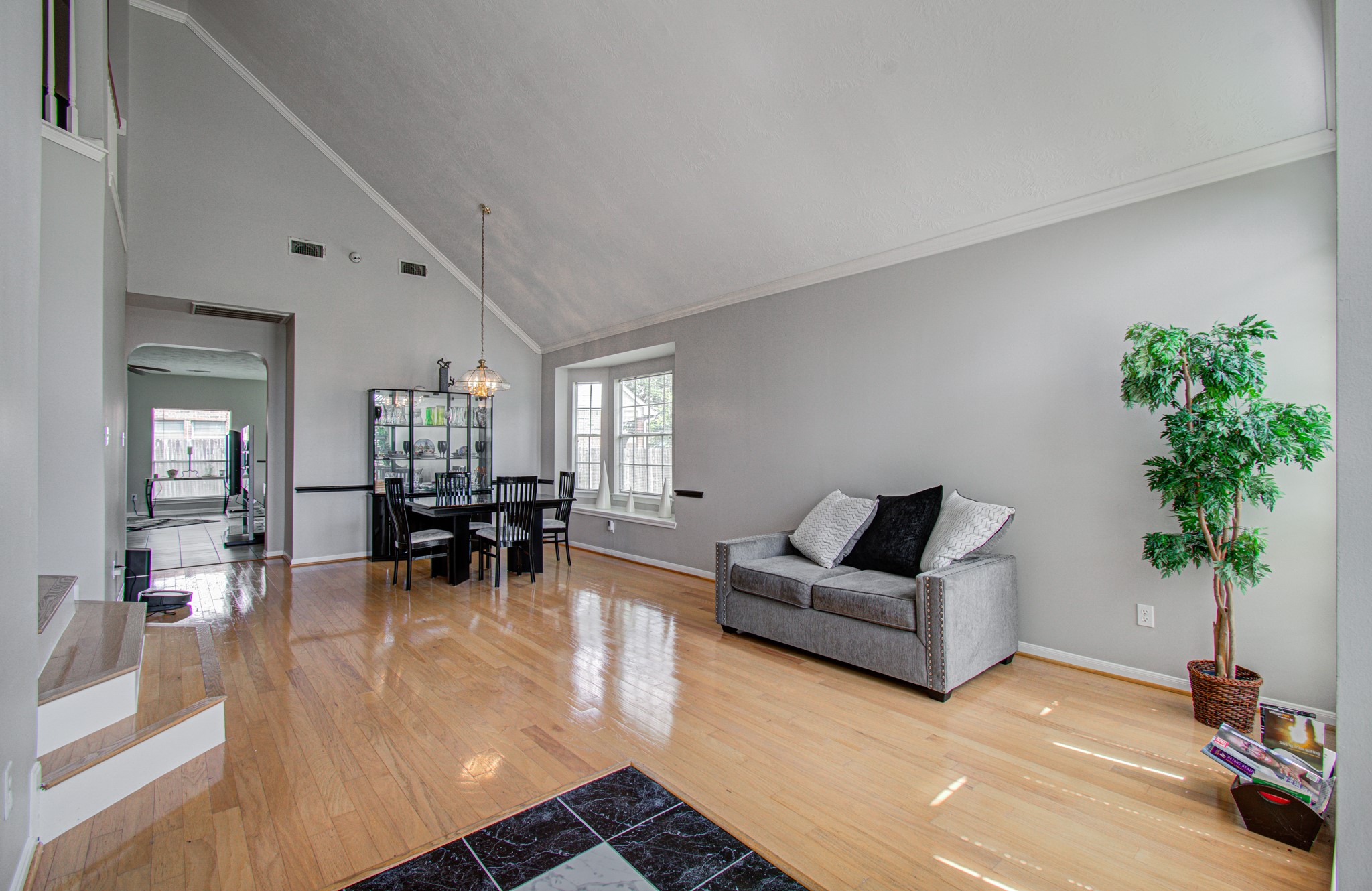 3043 W Hampton Drive Property Photo 11