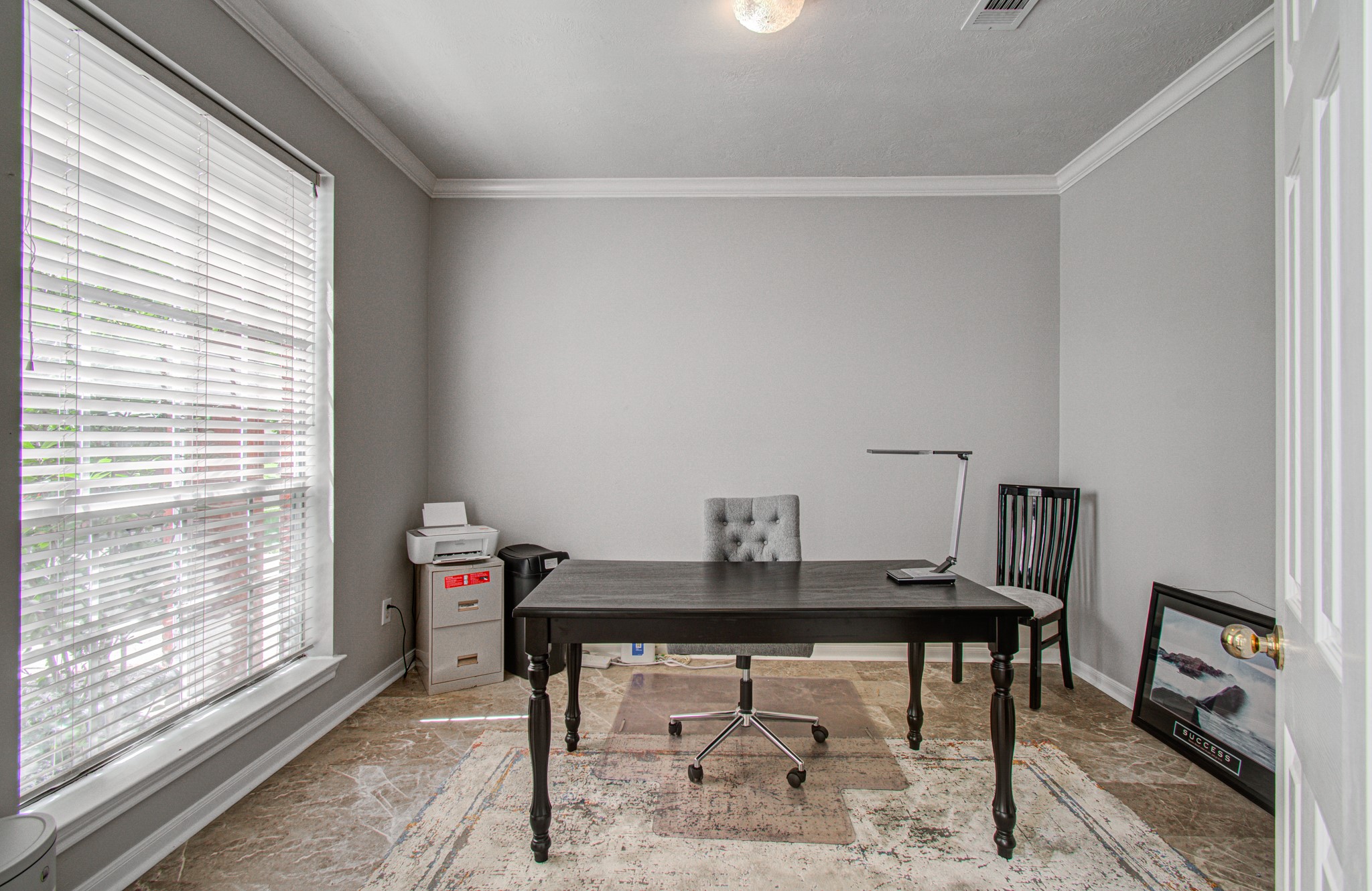 3043 W Hampton Drive Property Photo 12
