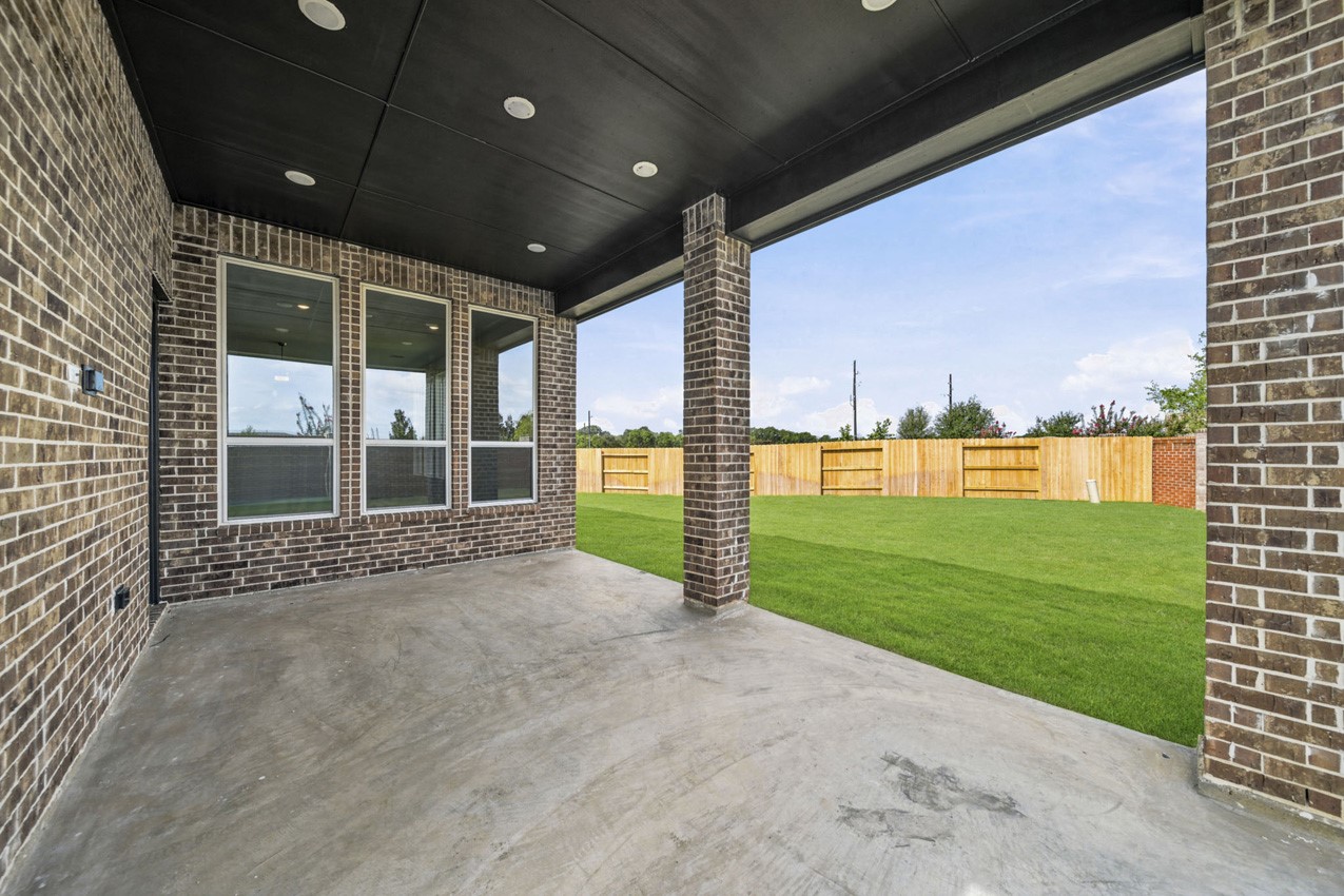 22243 Lower Hudson Drive Property Photo 22