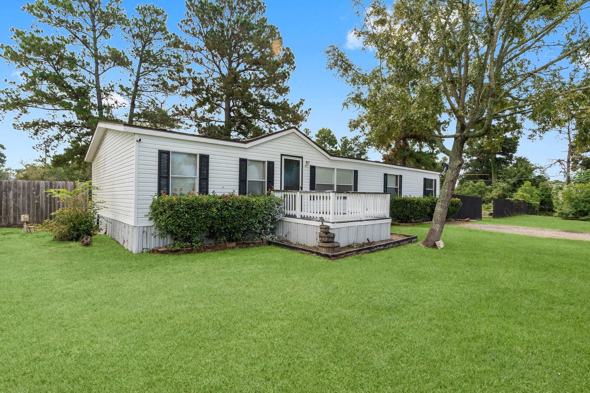 10 Cogans Grove Property Photo 1